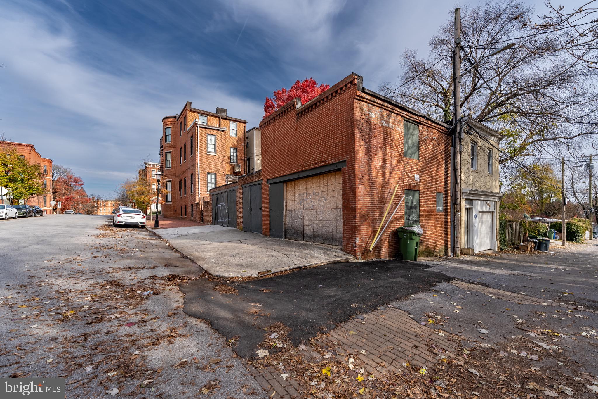 1734 BOLTON STREET
