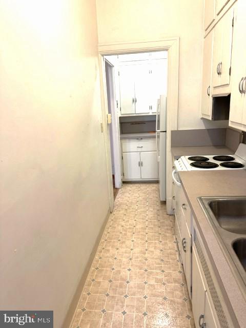 501 W University PARKWAY Unit: C2