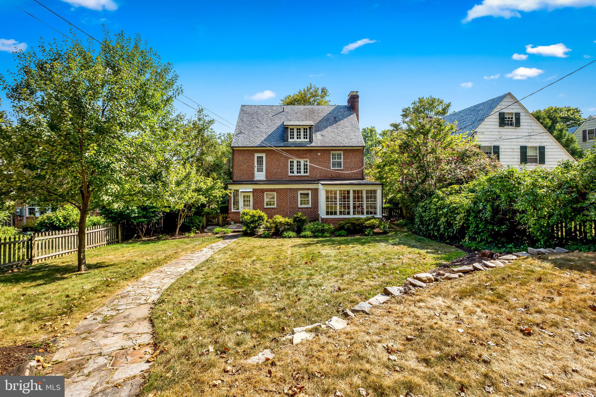 328 Tunbridge ROAD