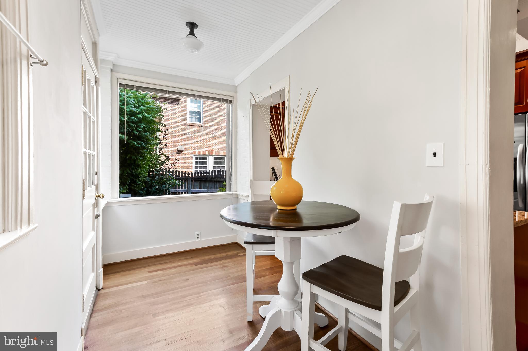 328 Tunbridge ROAD