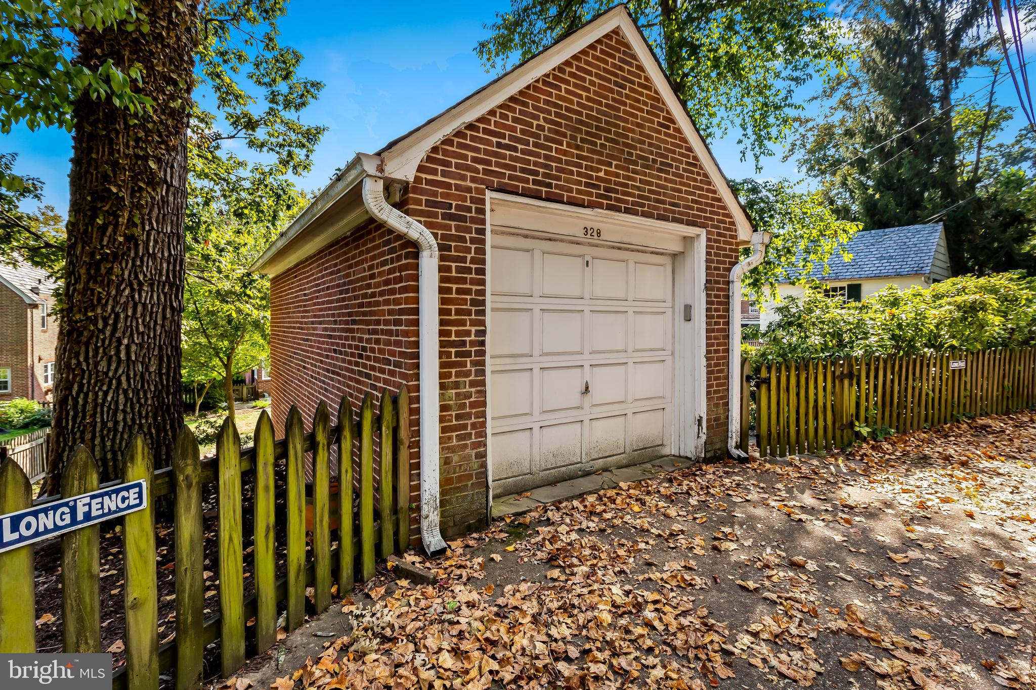 328 Tunbridge ROAD