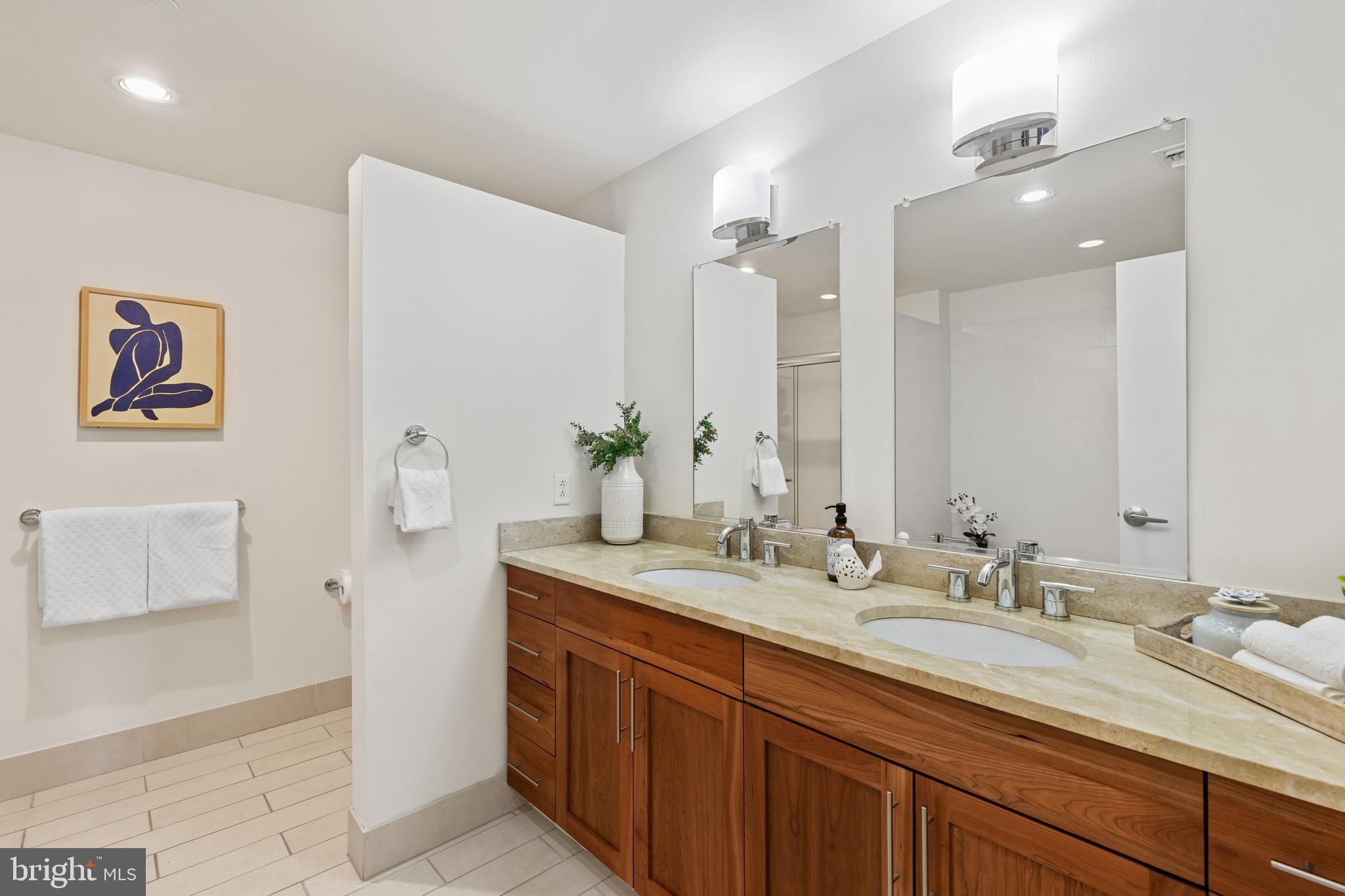 1200 Steuart STREET Unit: 327