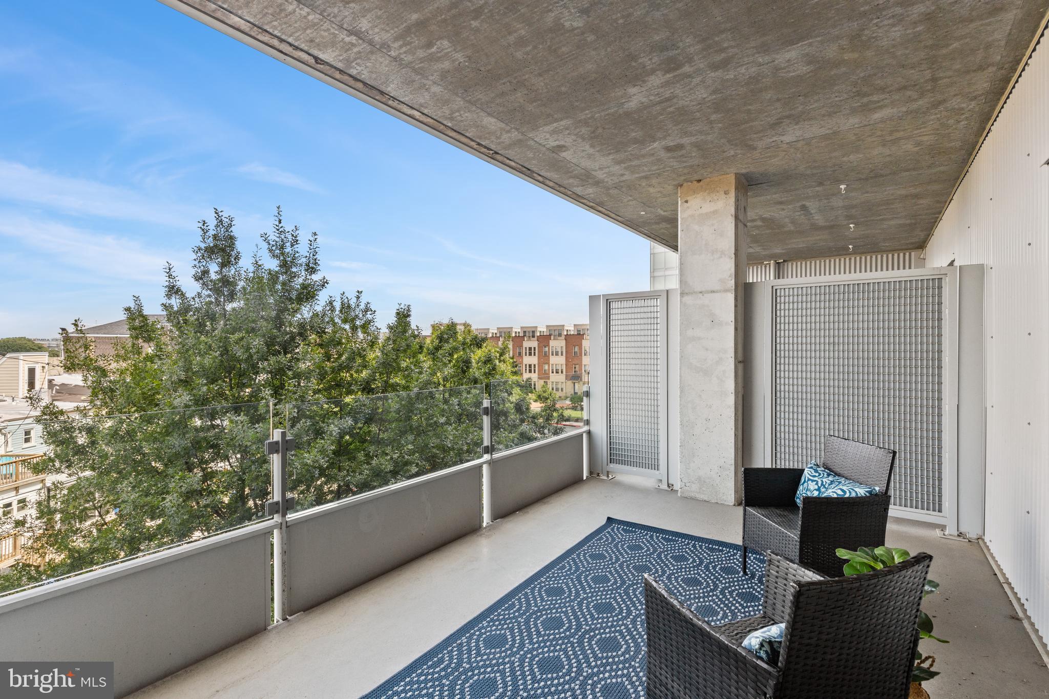 1200 Steuart STREET Unit: 327