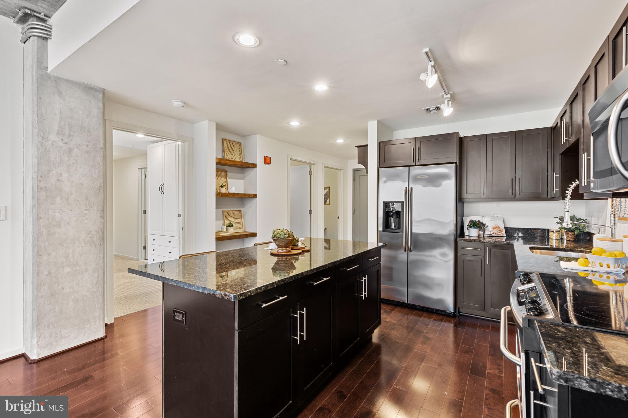 1200 Steuart STREET Unit: 327