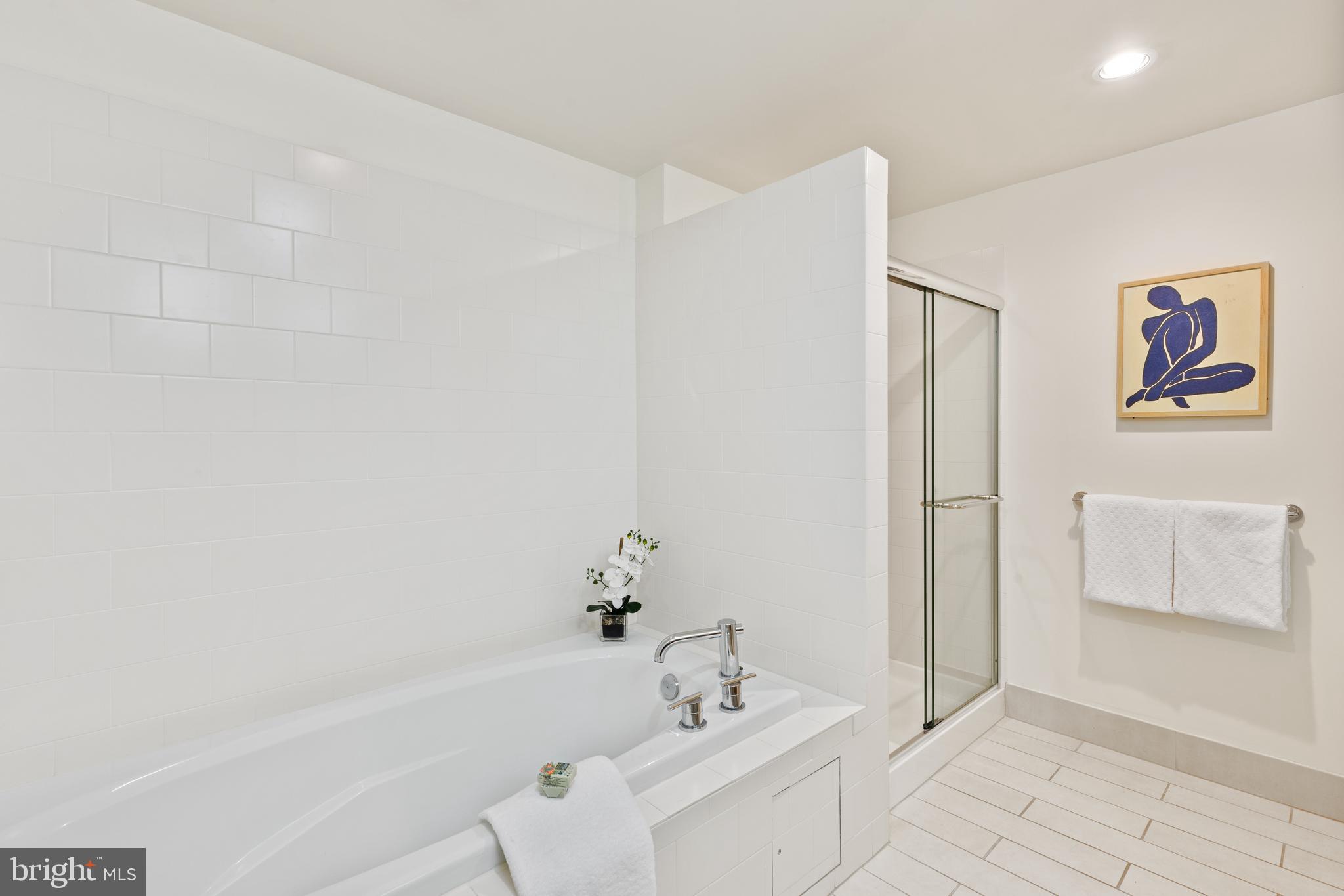 1200 Steuart STREET Unit: 327