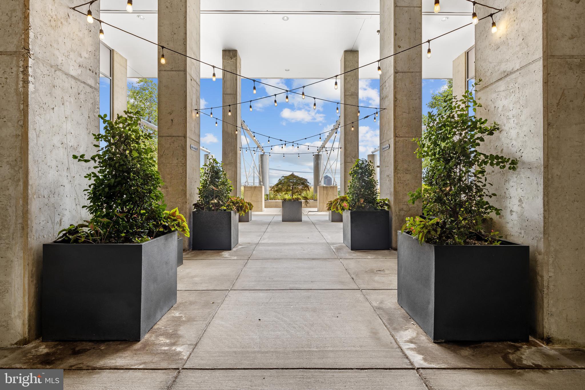1200 Steuart STREET Unit: 327