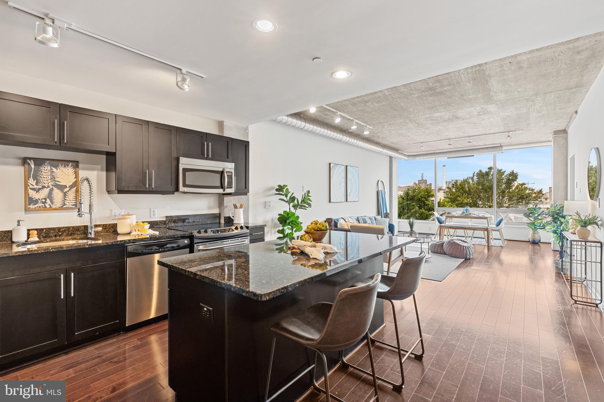 1200 Steuart STREET Unit: 327