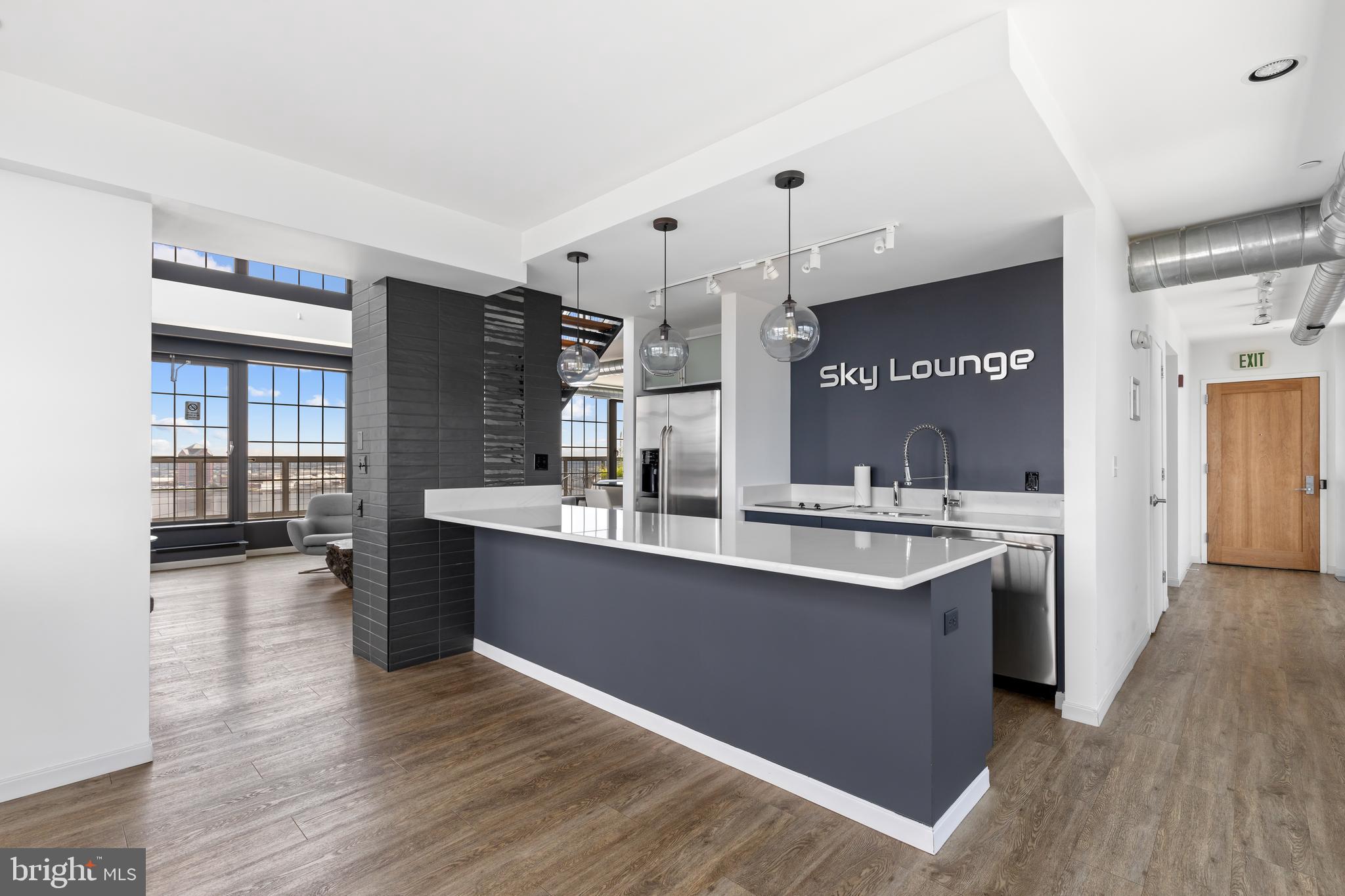 1200 Steuart STREET Unit: 327