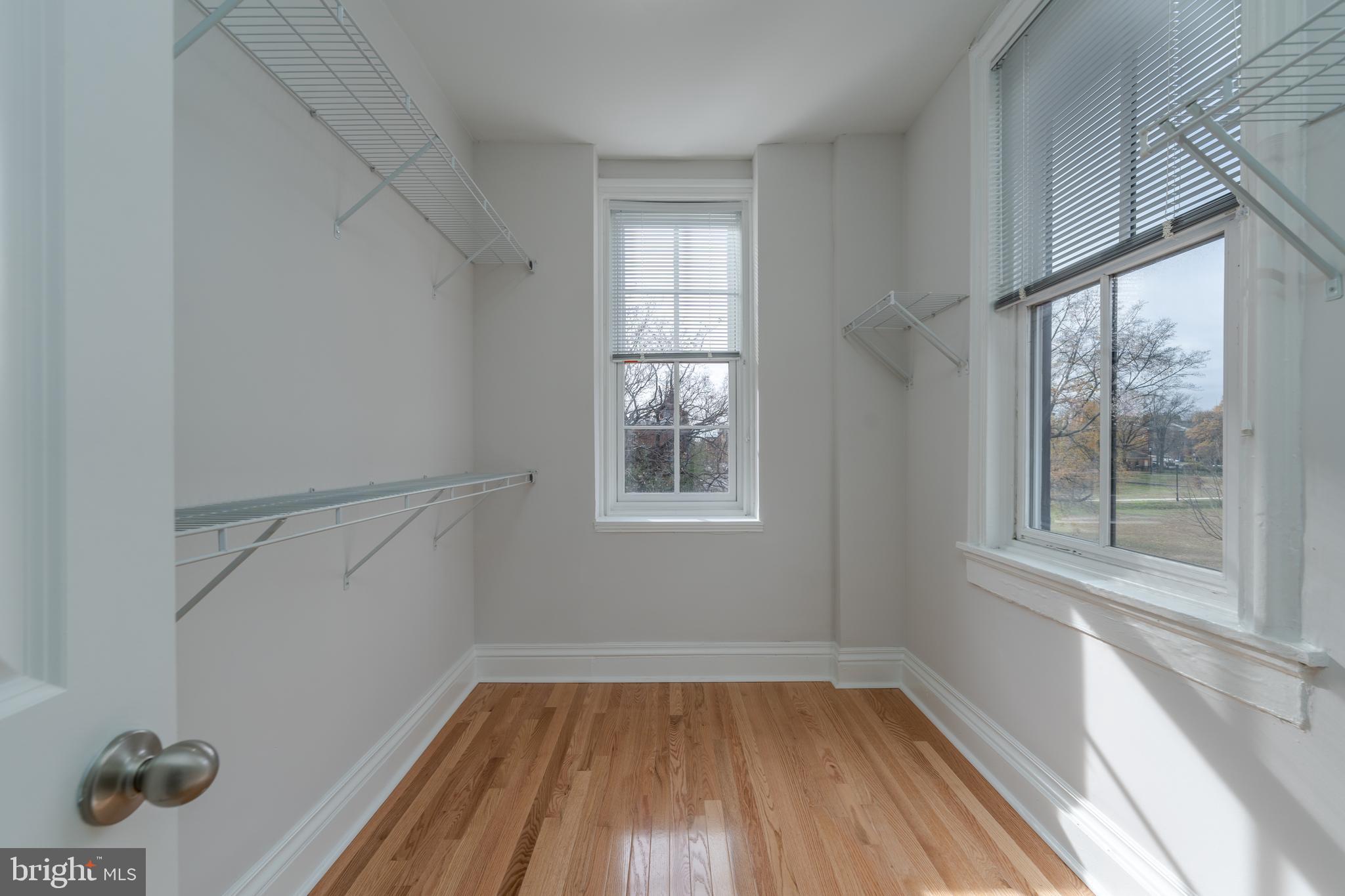 1734 Bolton STREET Unit: 2