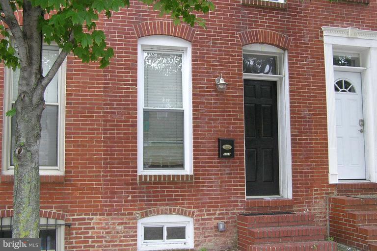 2519 Fleet STREET