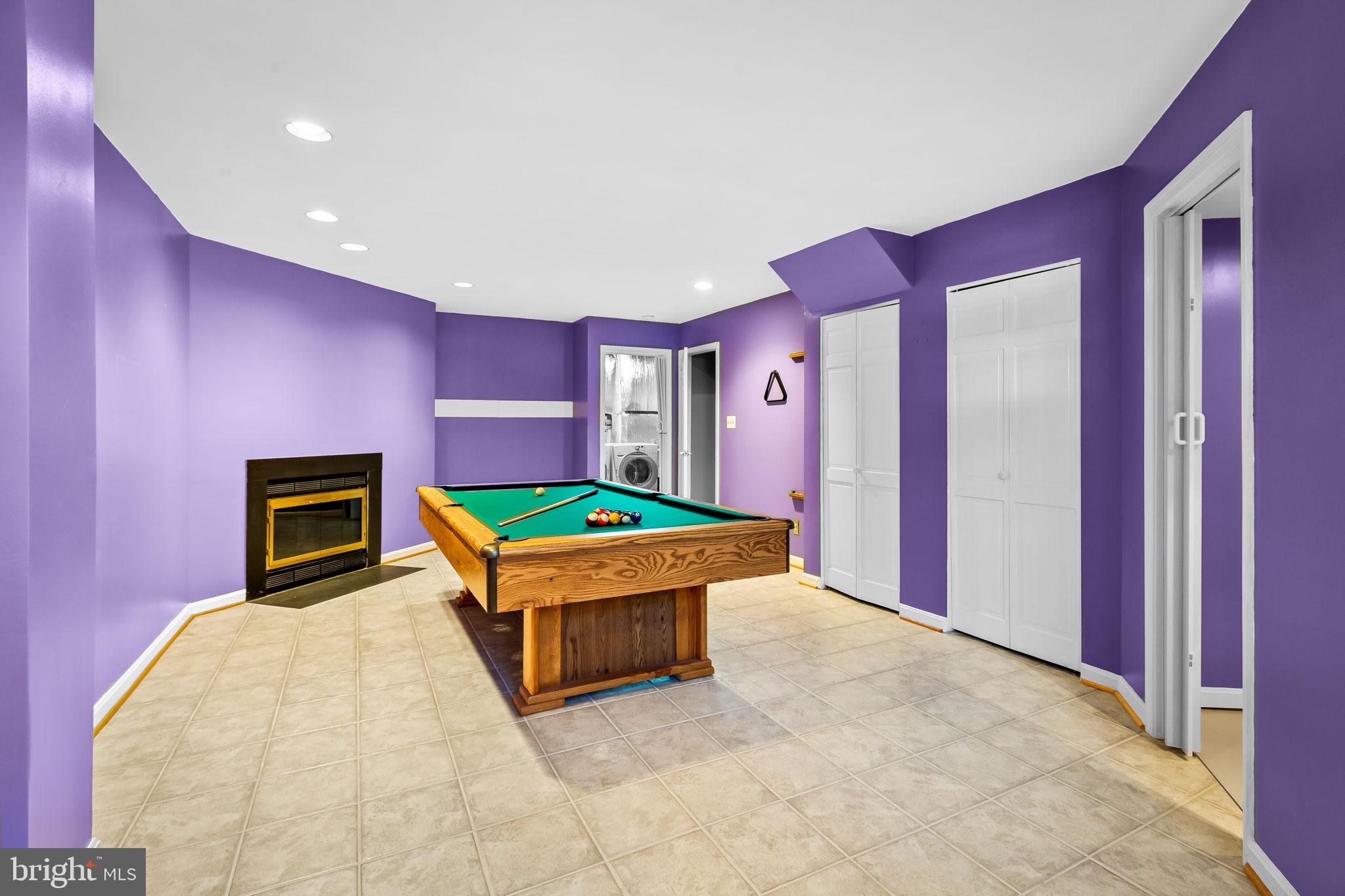 1211 S Potomac St