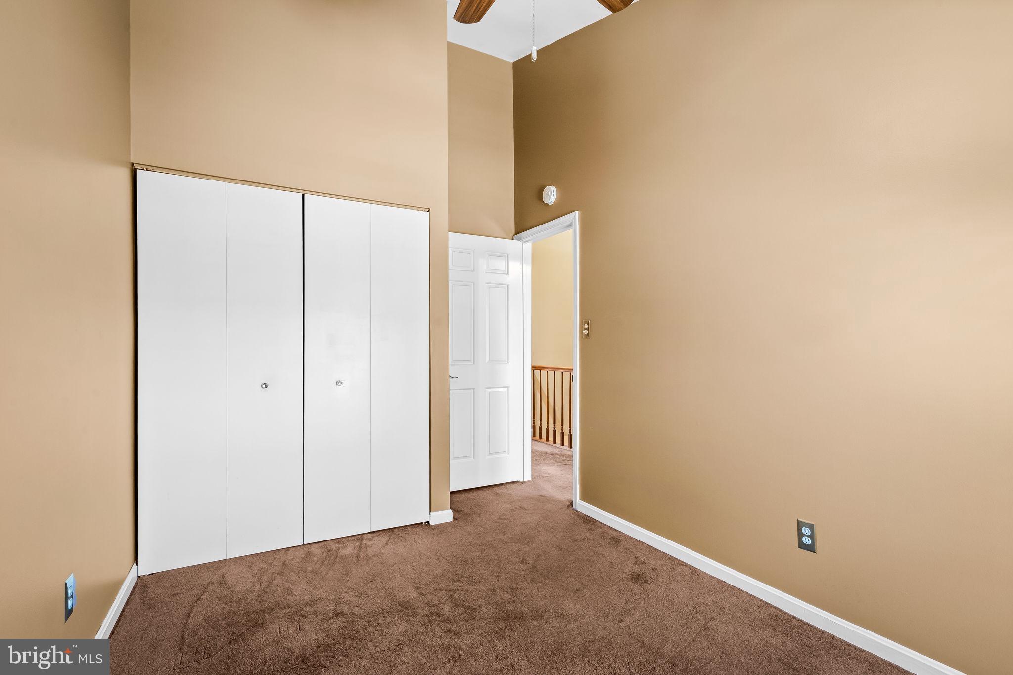 1211 S Potomac St