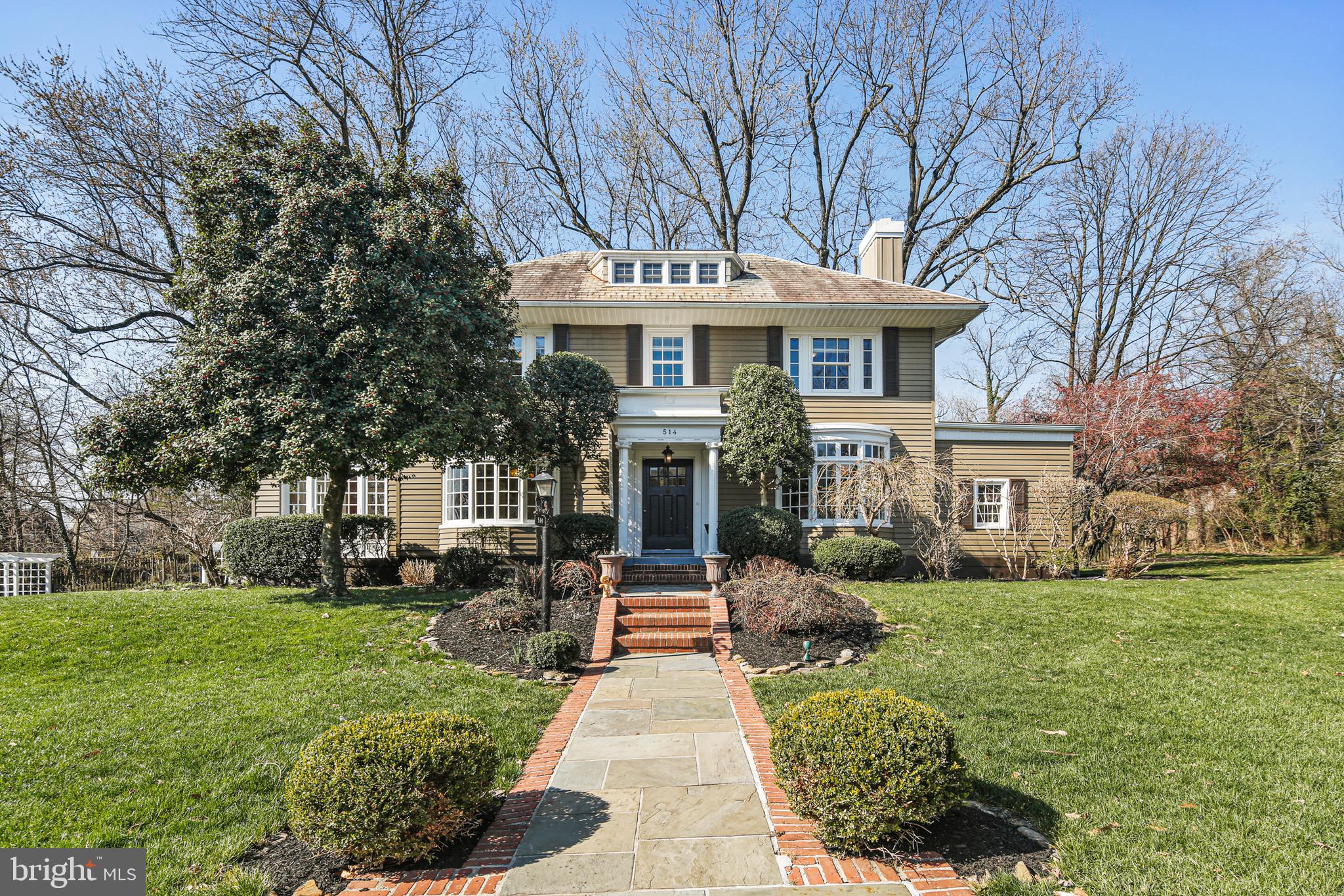 514 Drury Ln