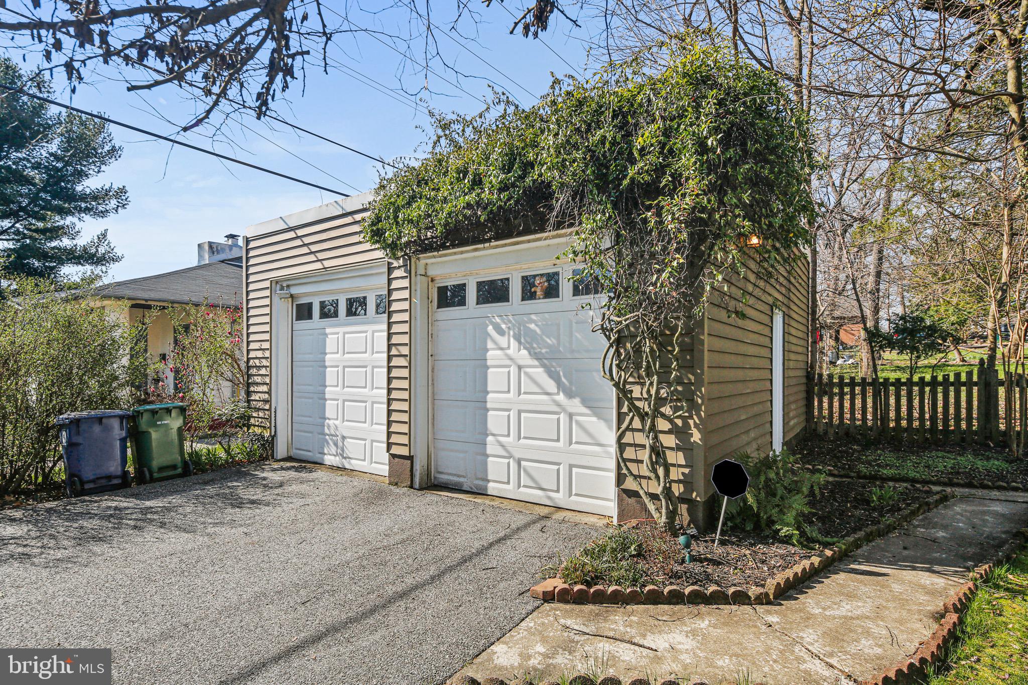 514 Drury Ln