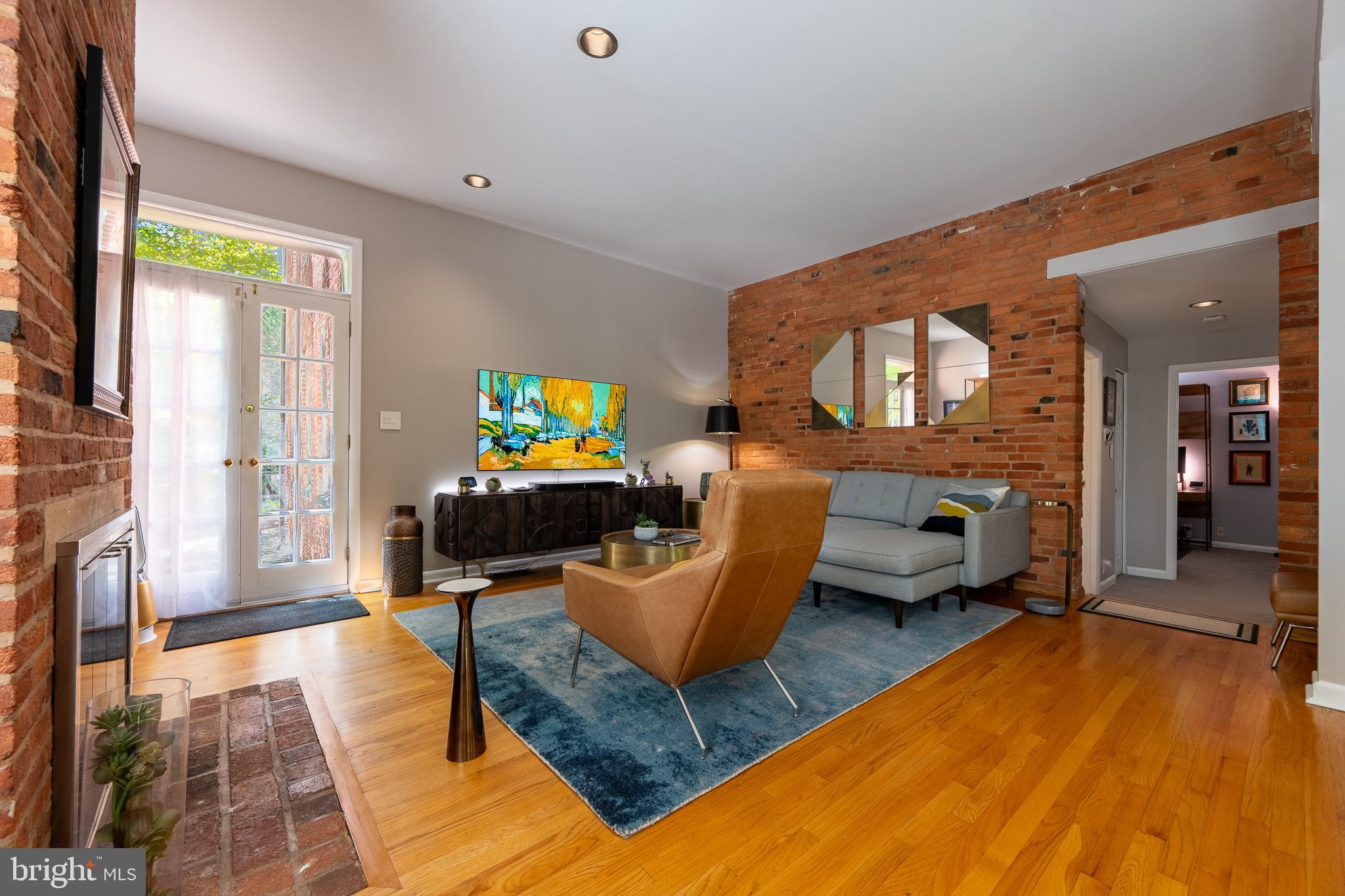 530 S Hanover St #2