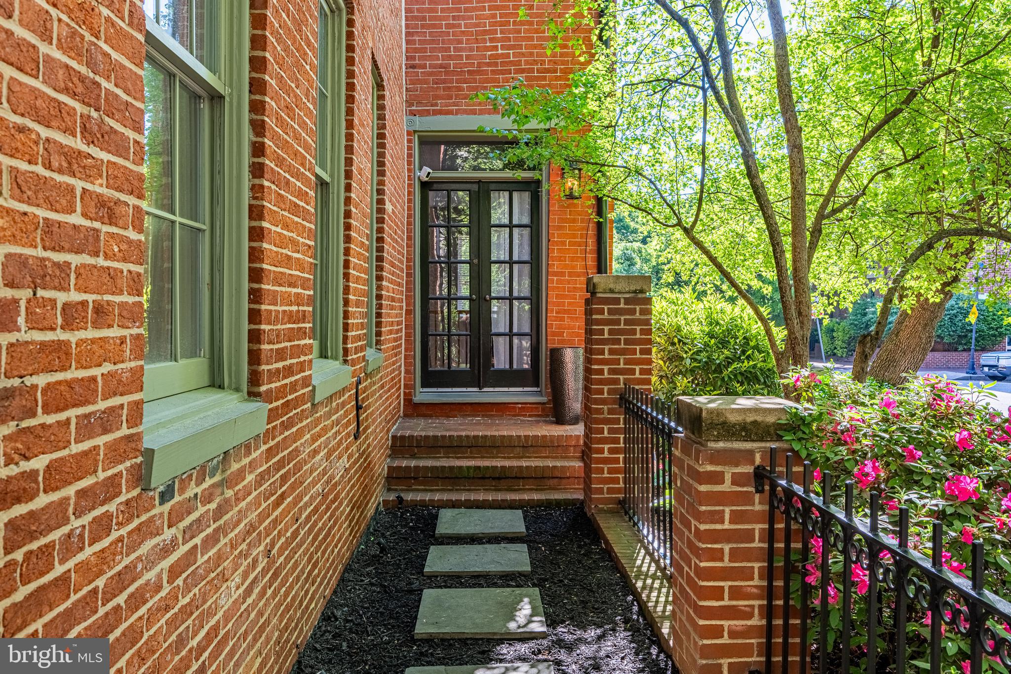 530 S Hanover St #2