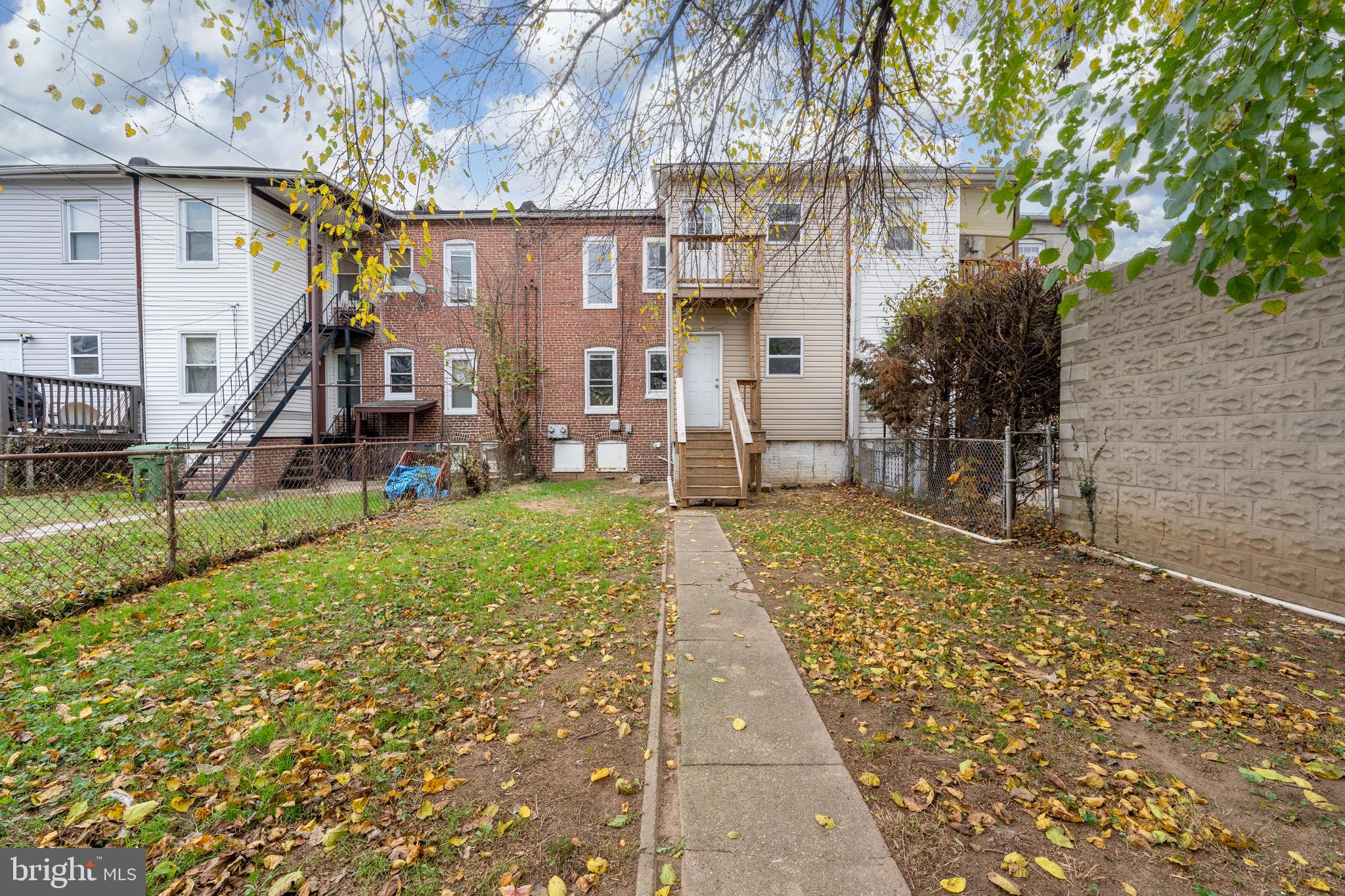 3612 Brooklyn Ave