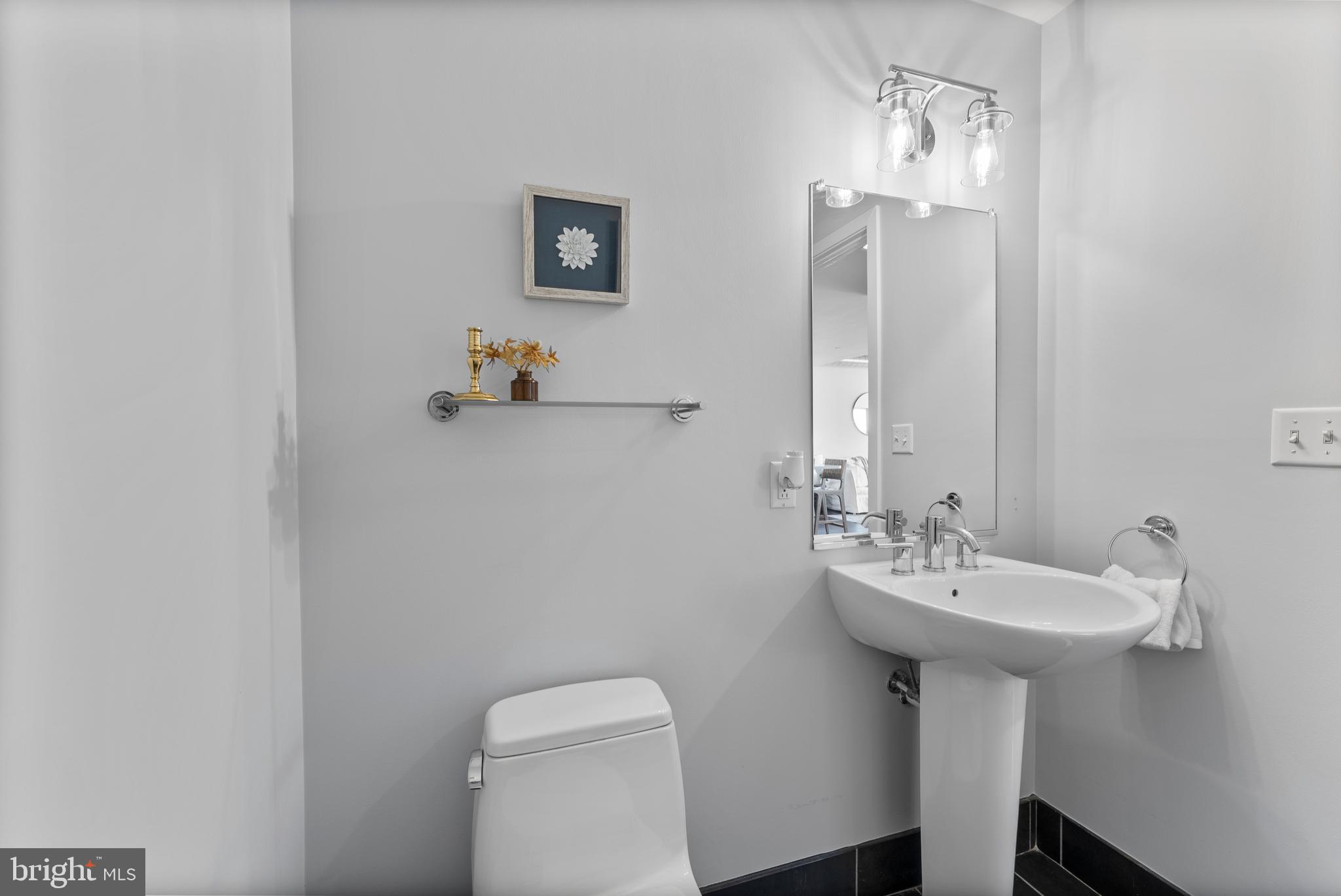 1200 Steuart St #612