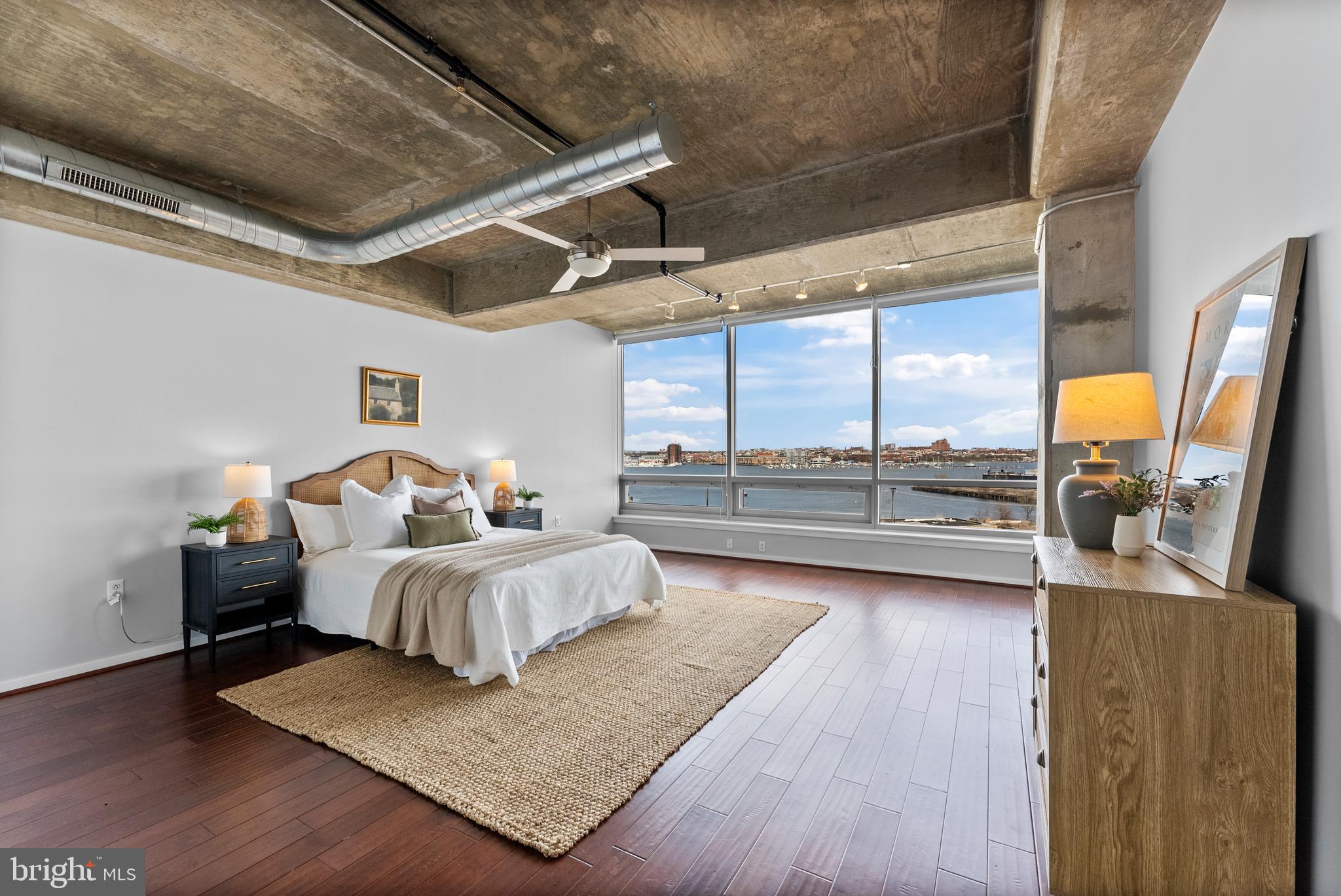 1200 Steuart St #612