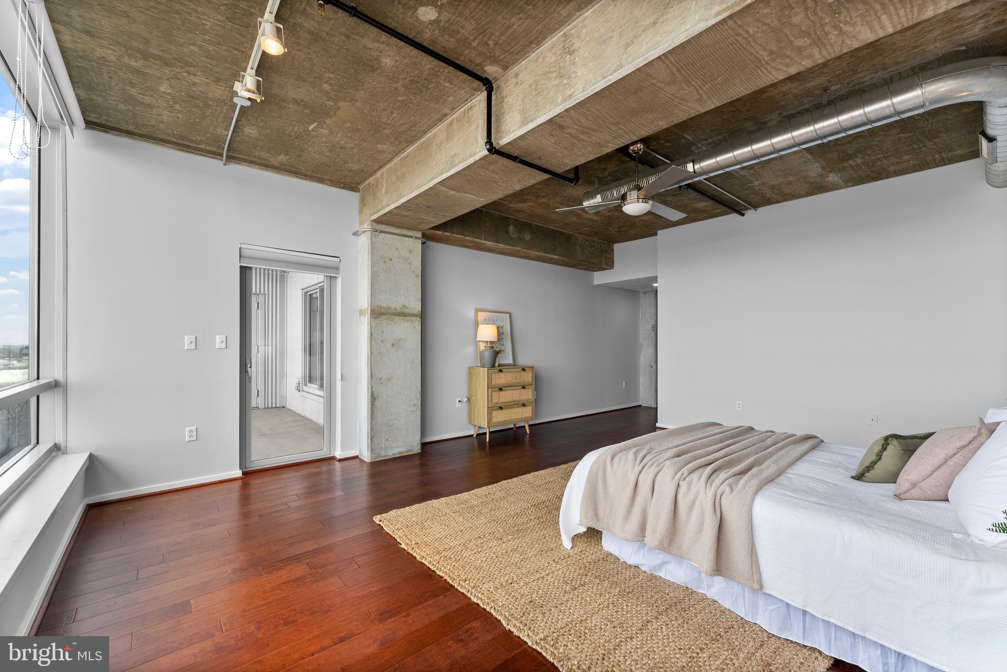 1200 Steuart St #612