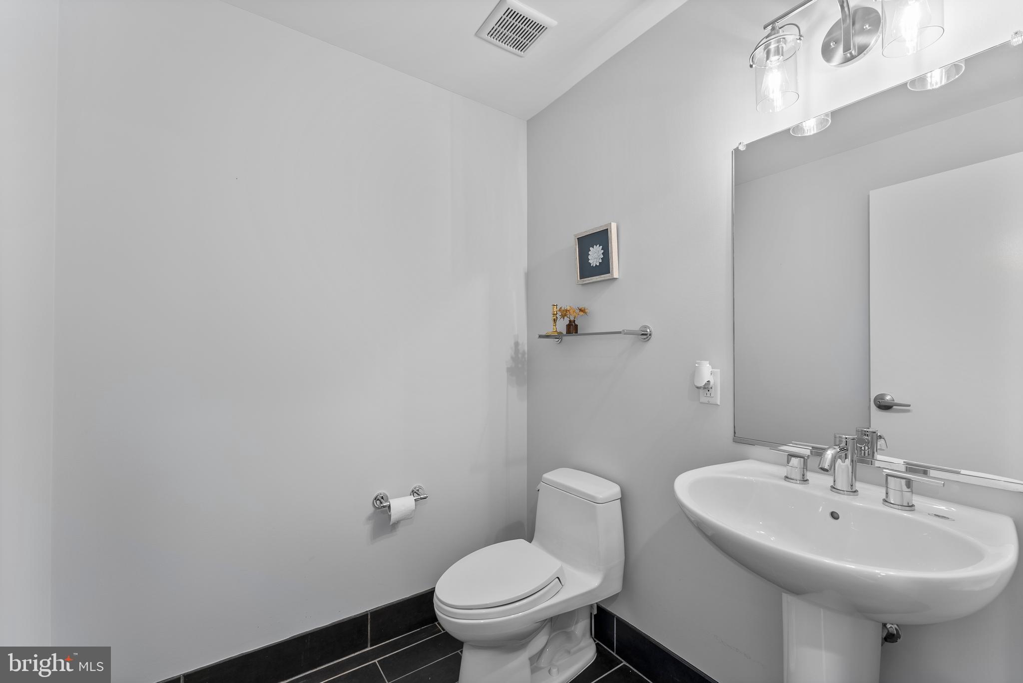 1200 Steuart St #612