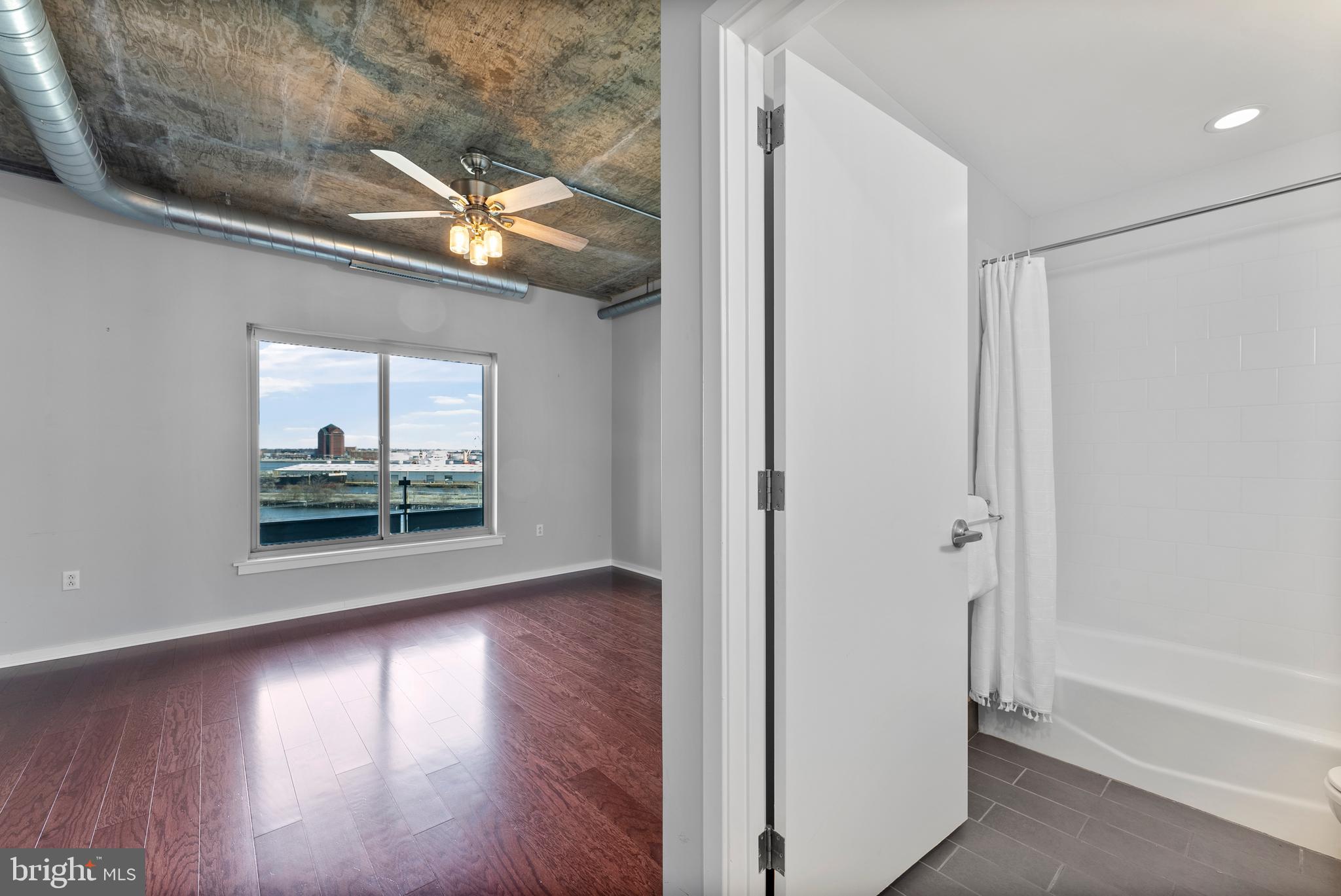 1200 Steuart St #612