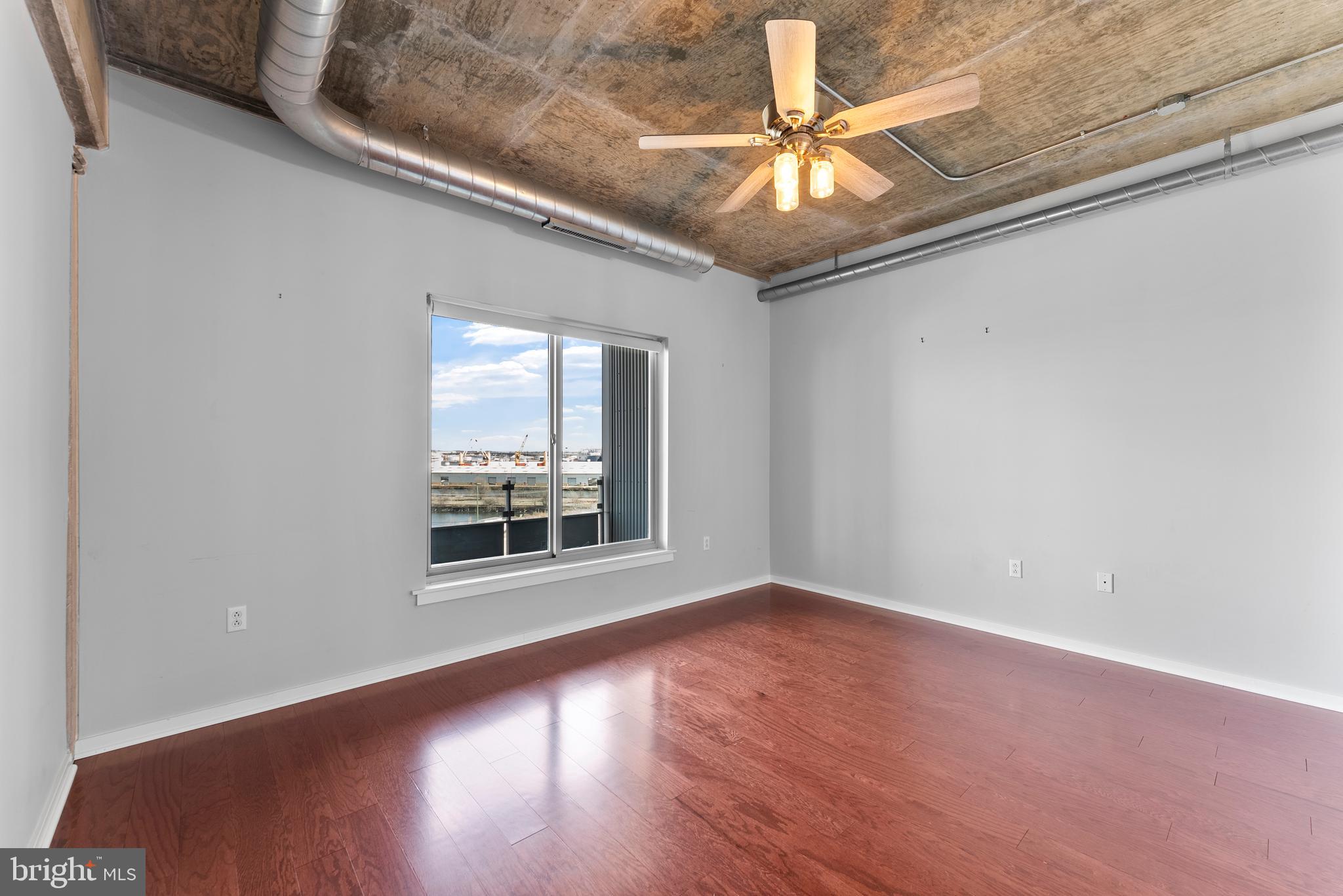 1200 Steuart St #612