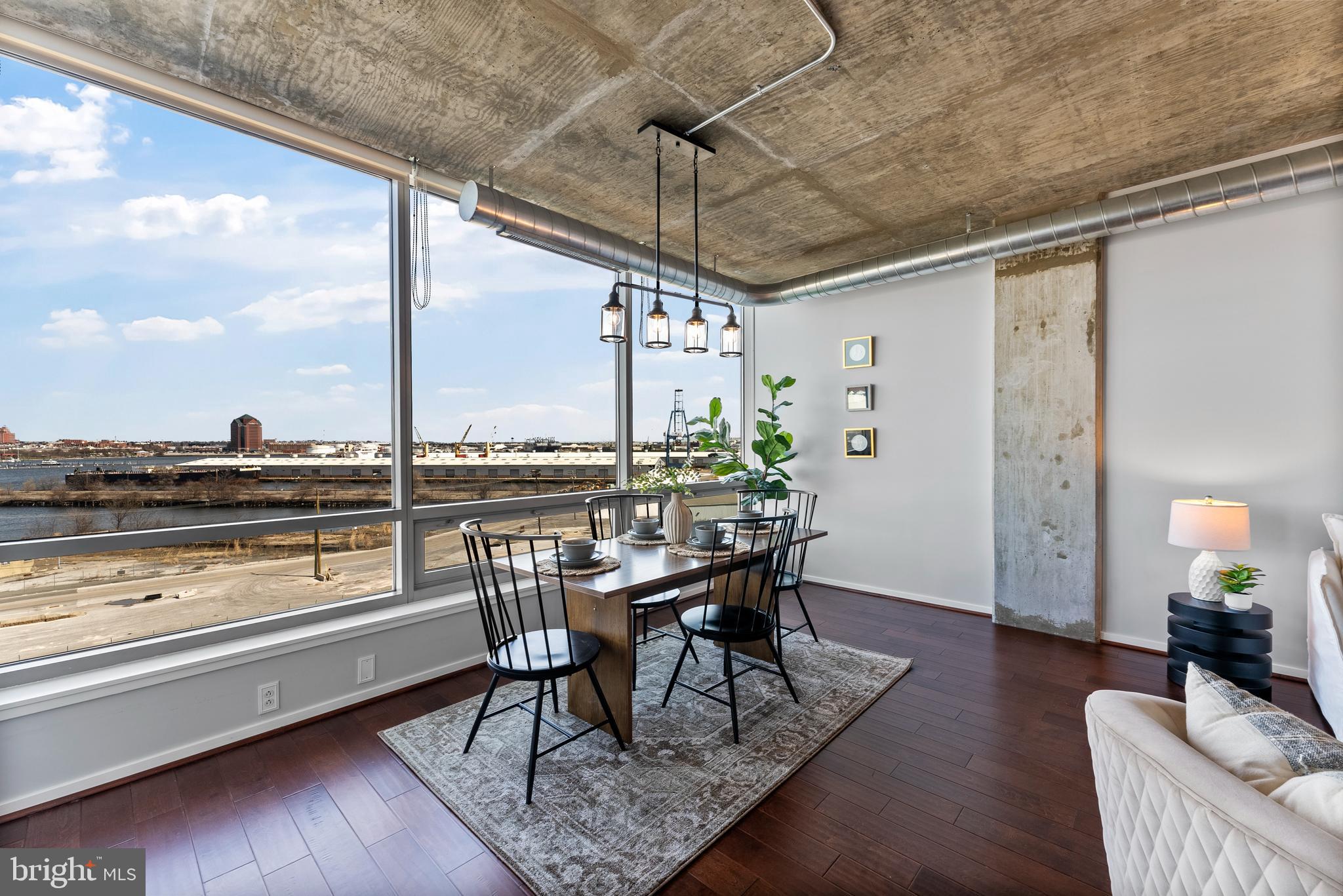 1200 Steuart St #612