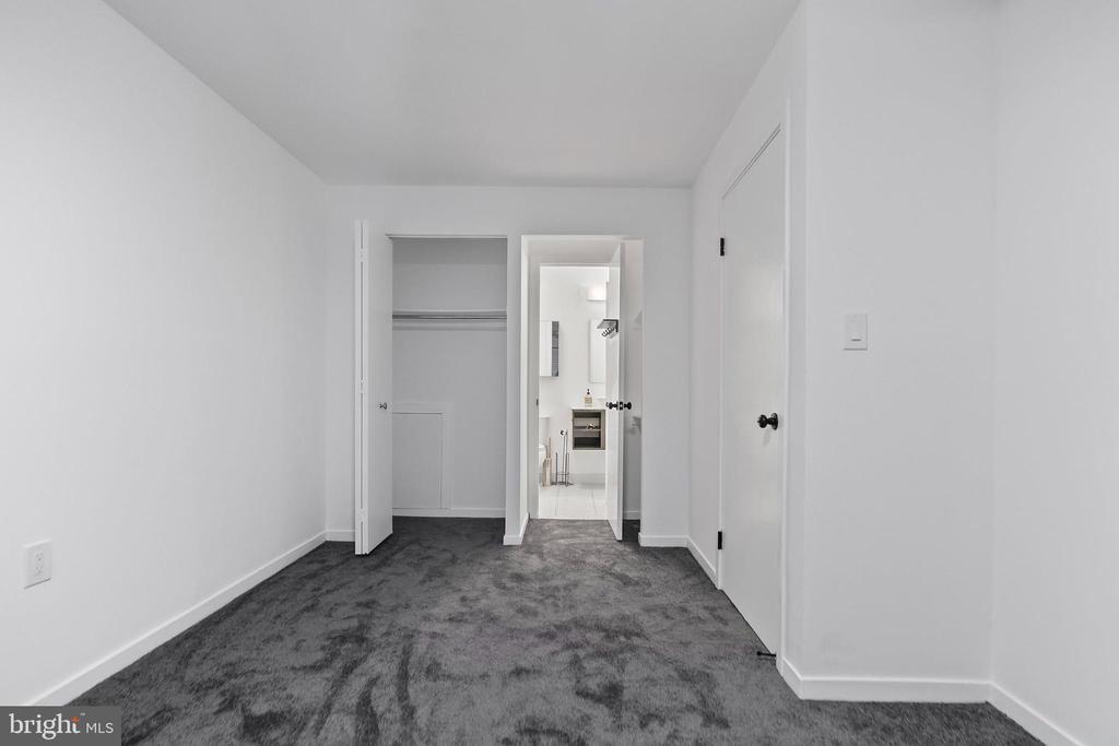 538 S CHARLES ST #R76
