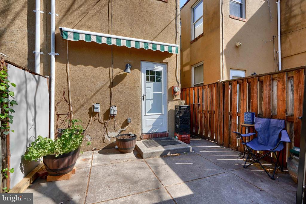 1927 Jefferson St