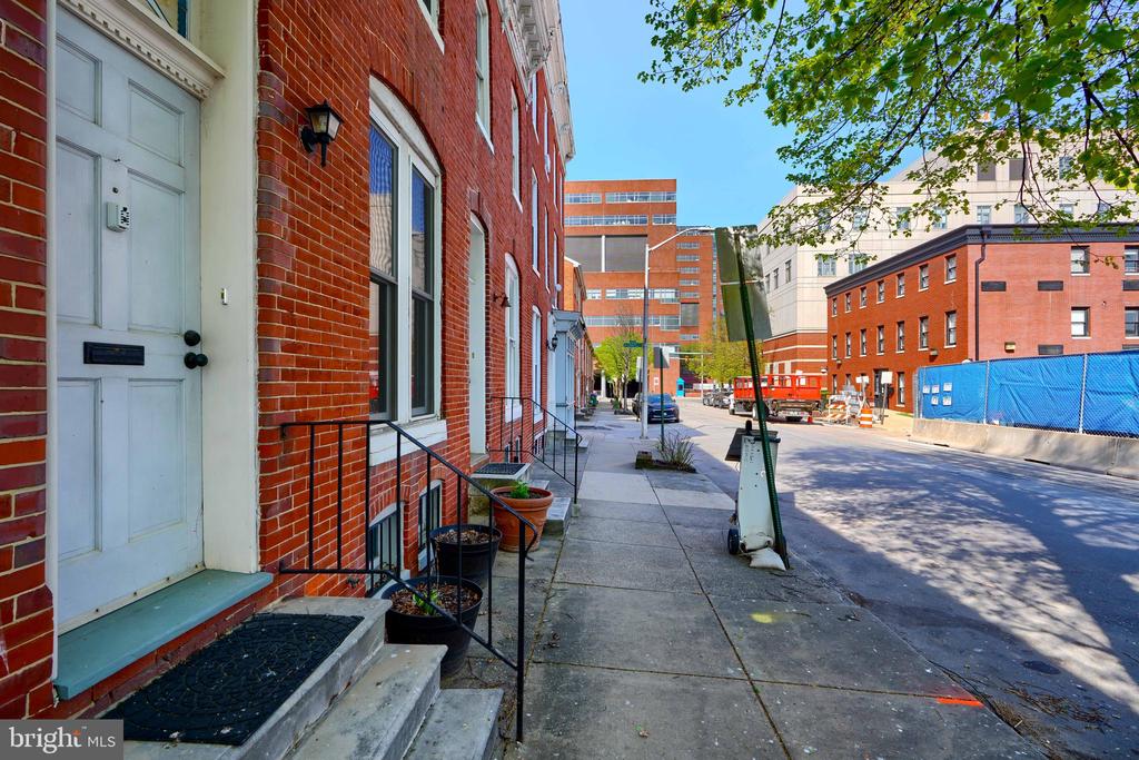 1927 Jefferson St
