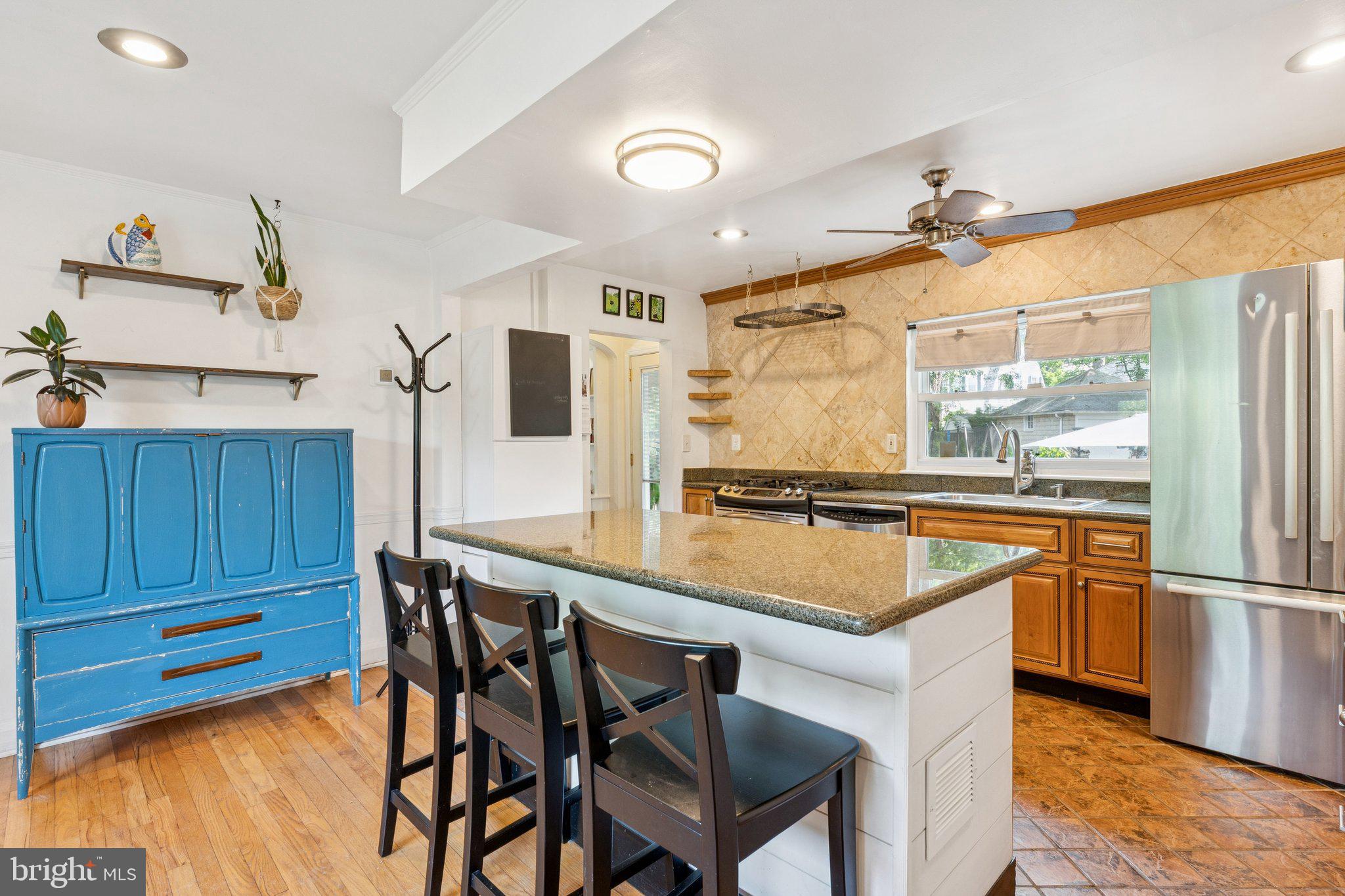 5721 Greenspring Ave