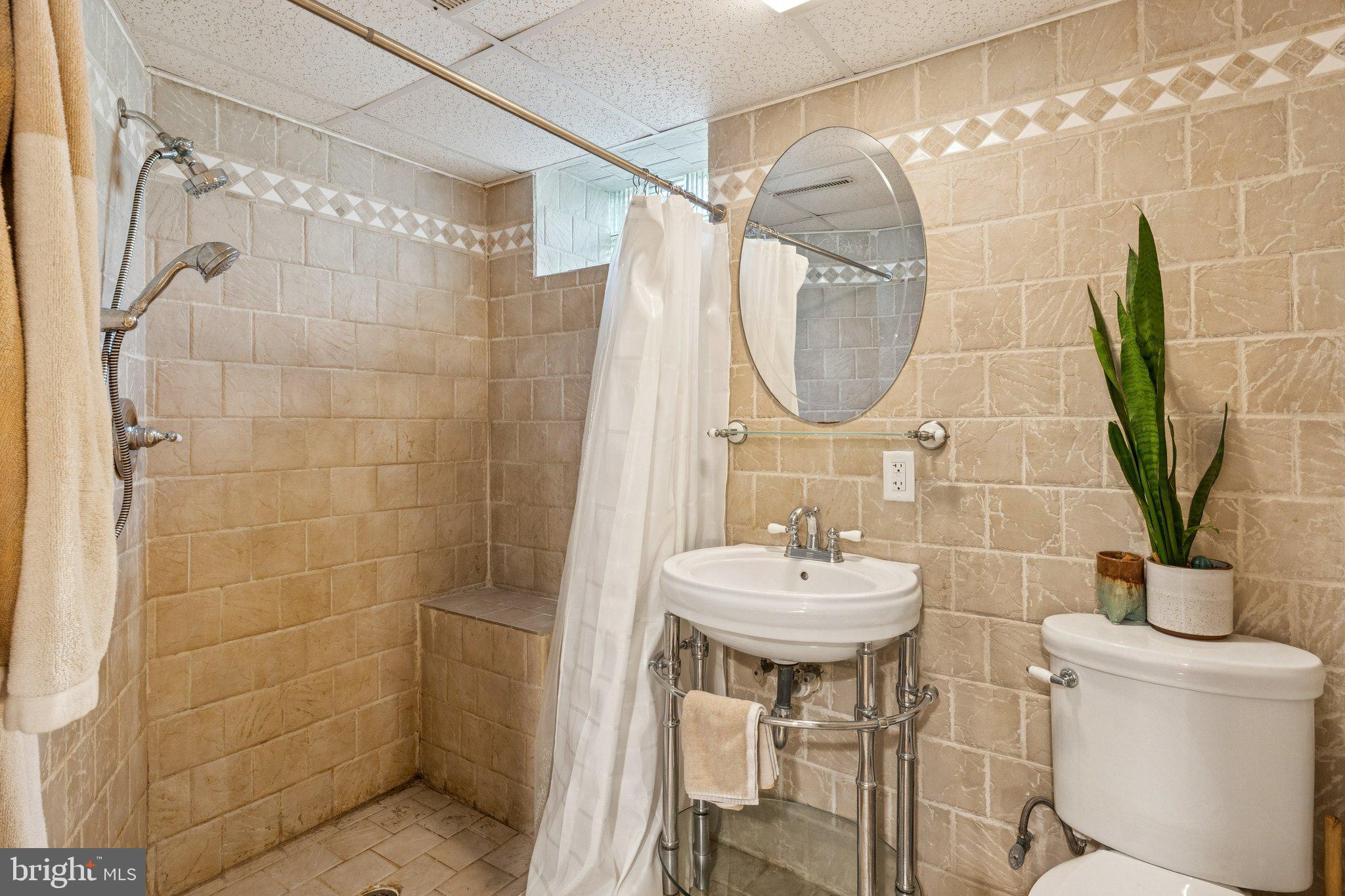 5721 Greenspring Ave