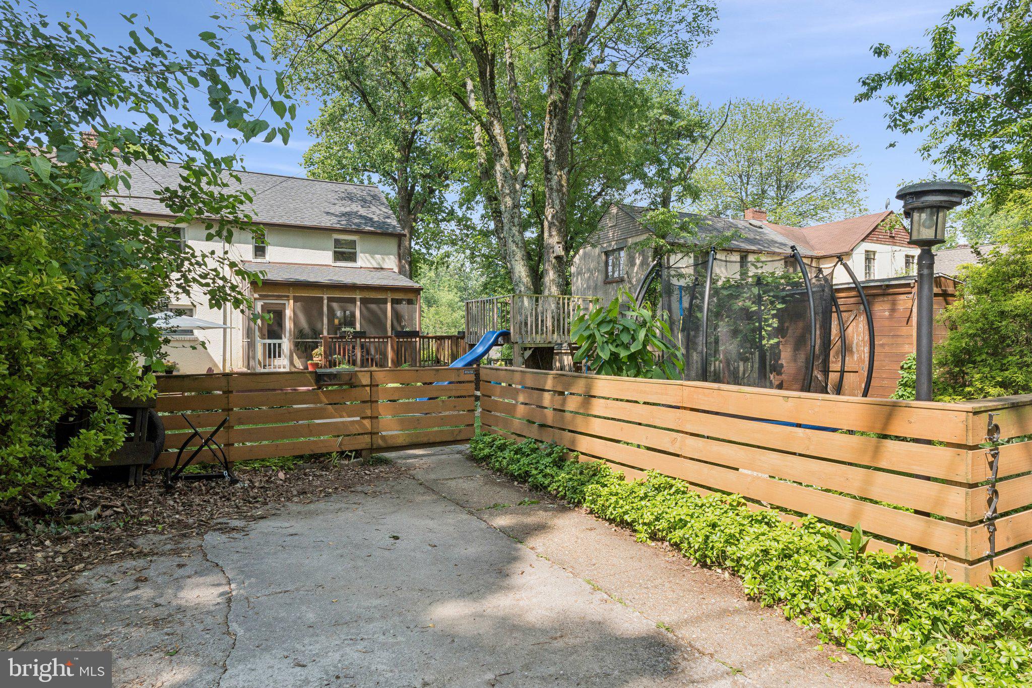 5721 Greenspring Ave