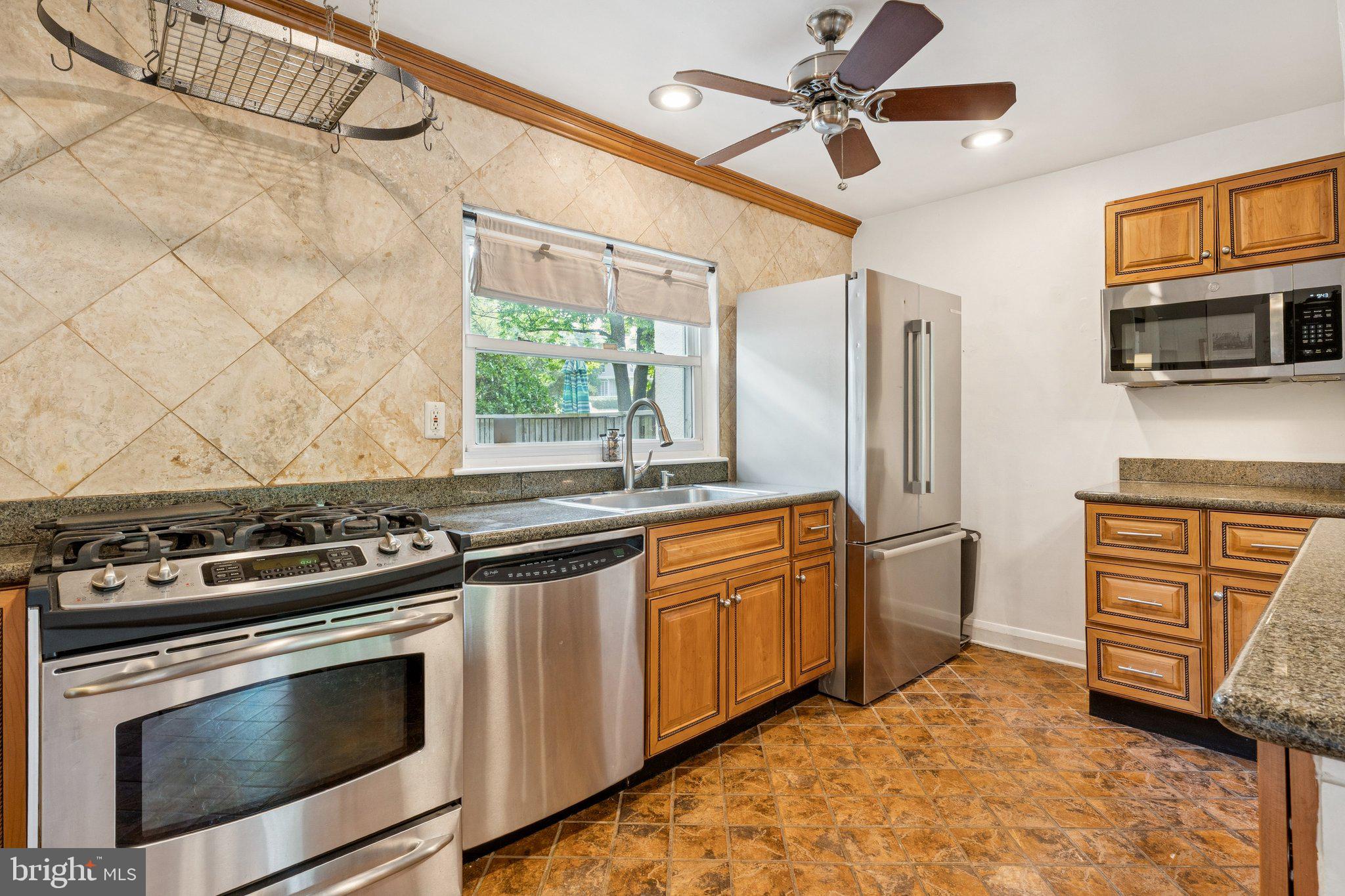 5721 Greenspring Ave