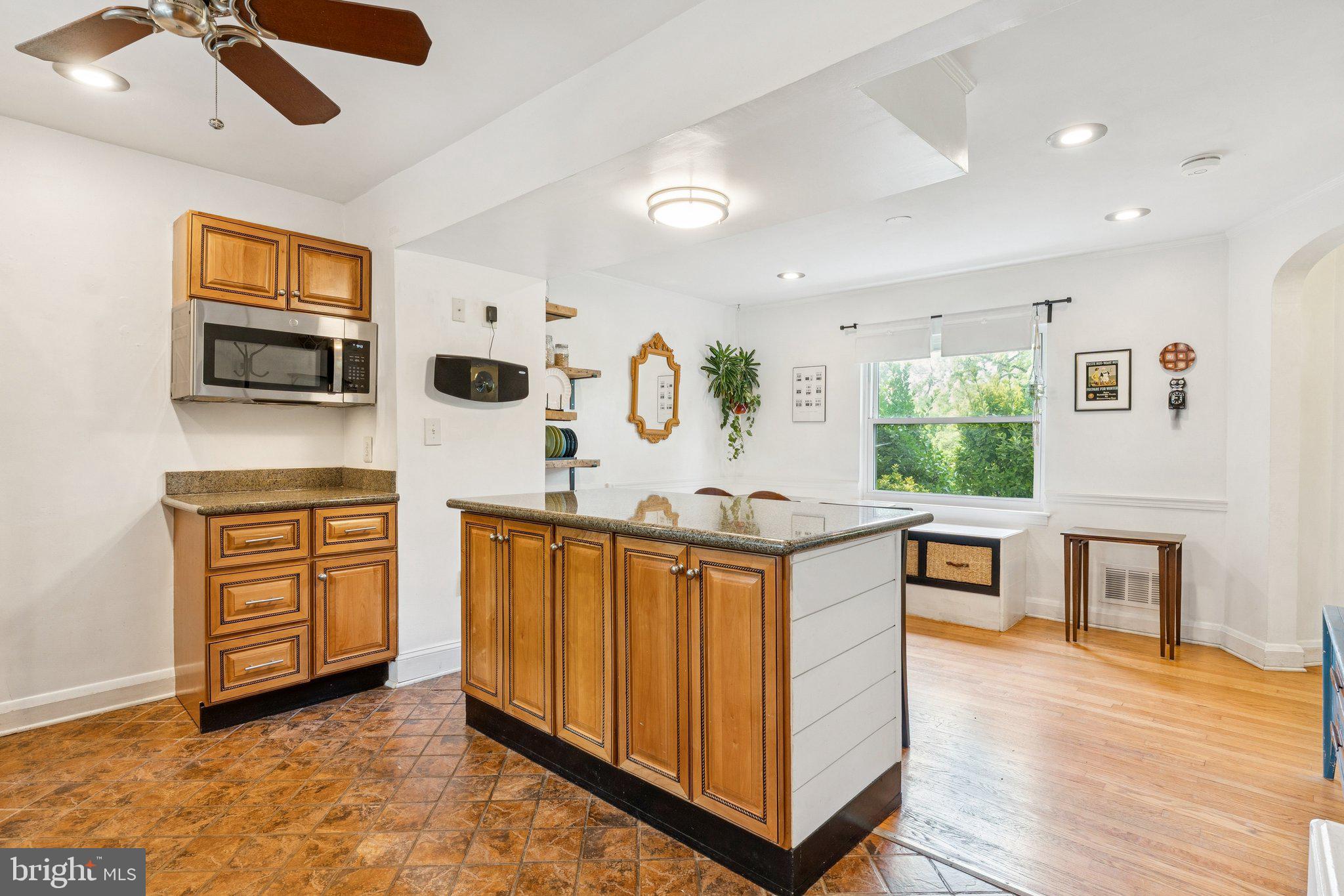 5721 Greenspring Ave