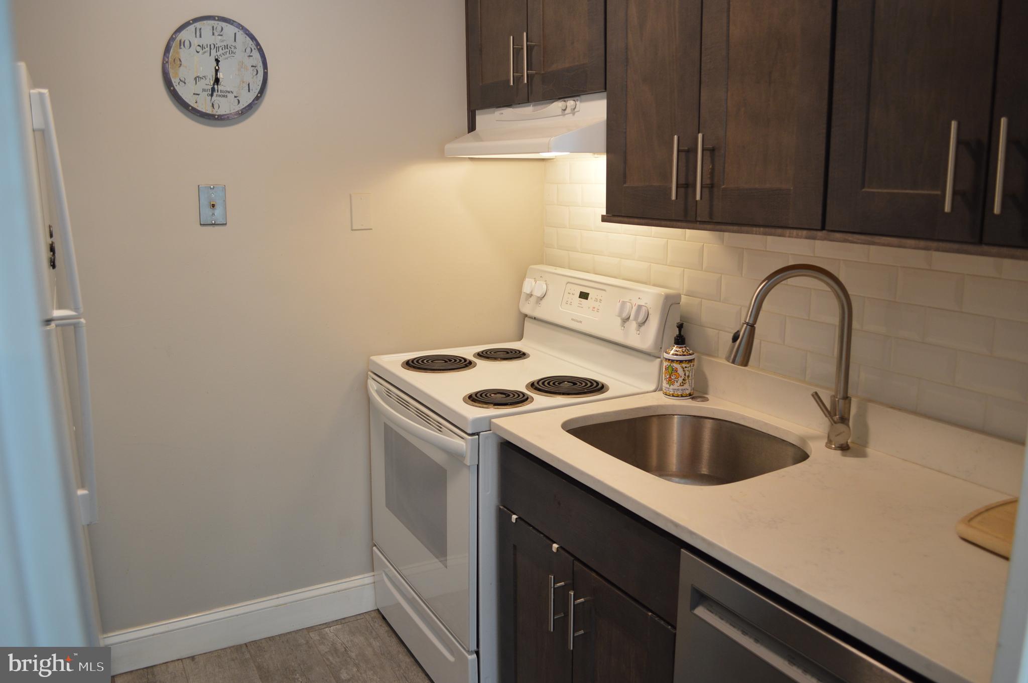 310 RIDGEMEDE RD #203