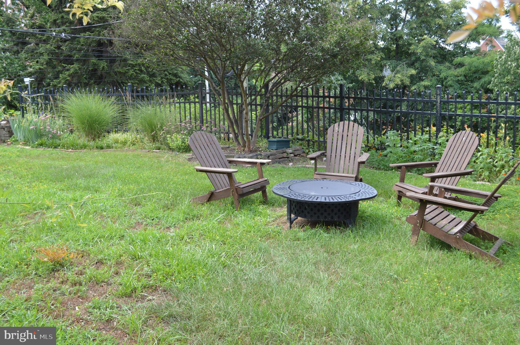 310 RIDGEMEDE RD #203