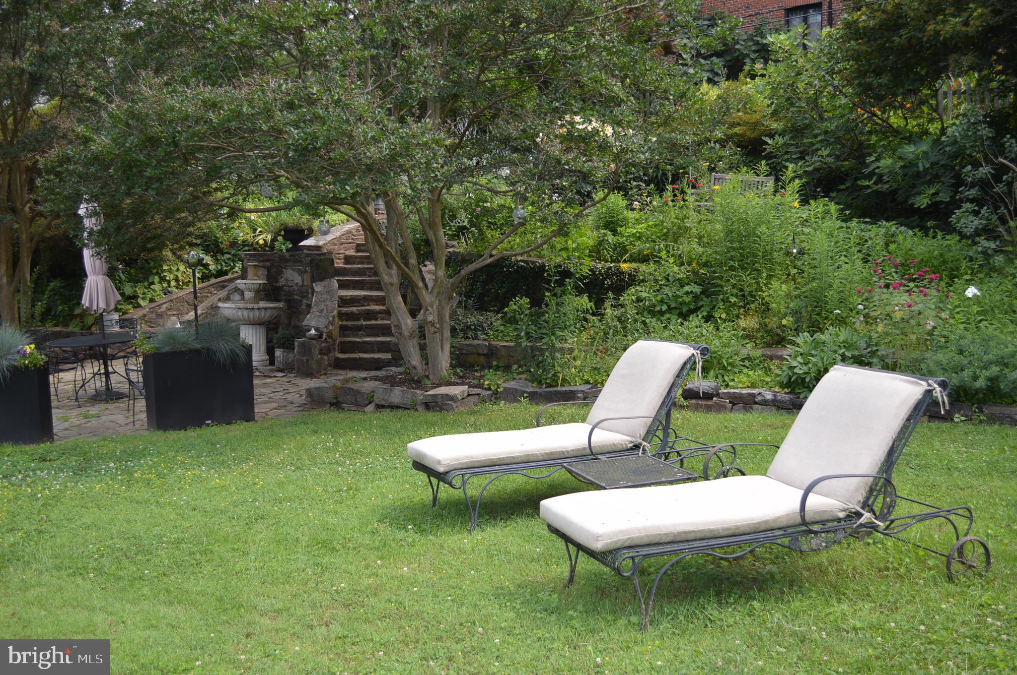 310 RIDGEMEDE RD #203