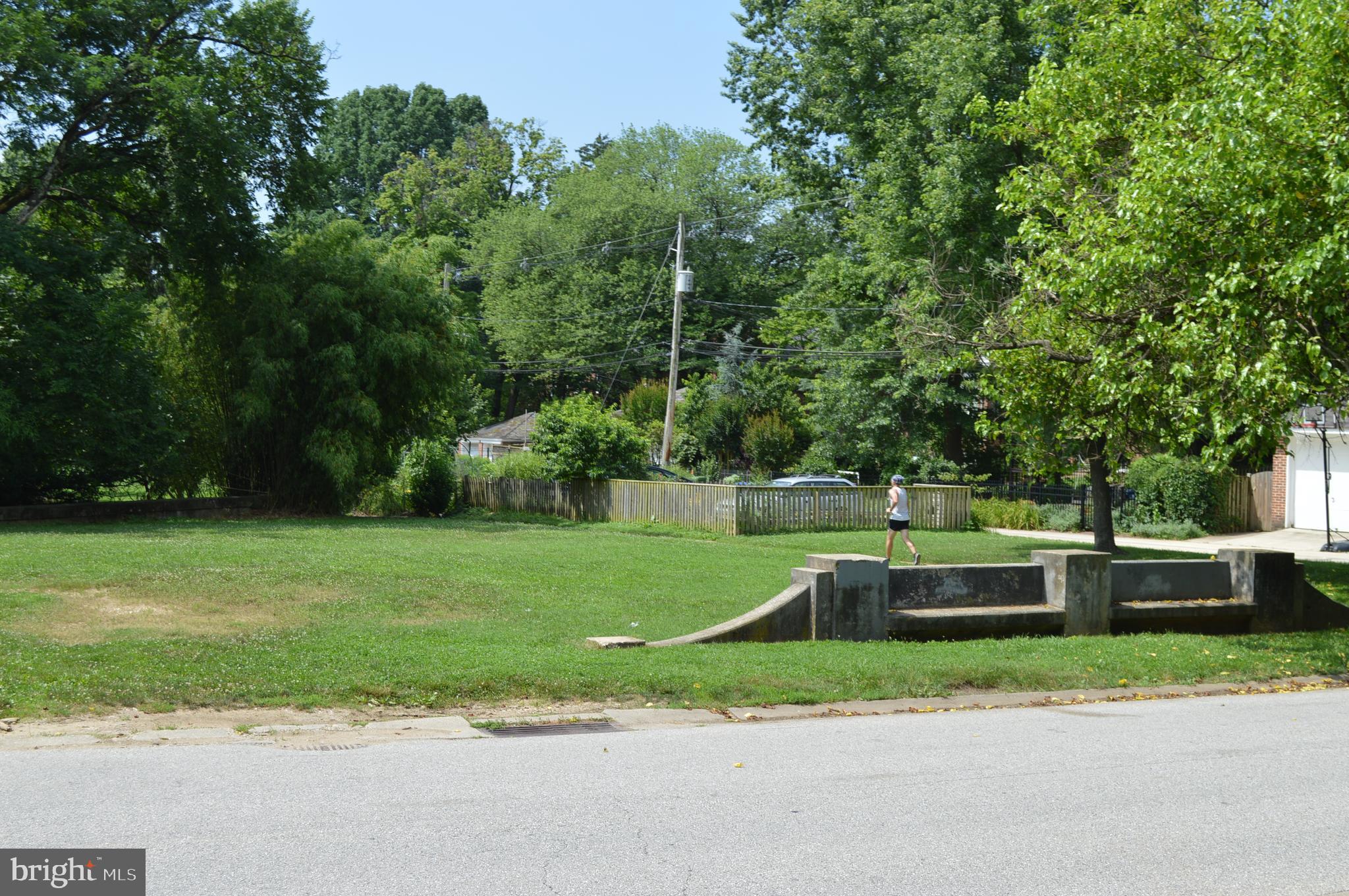 310 RIDGEMEDE RD #203