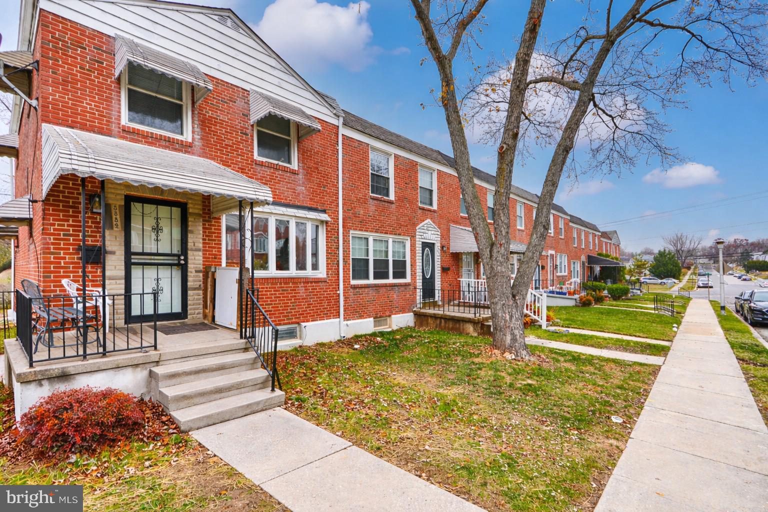 5552 WHITBY ROAD