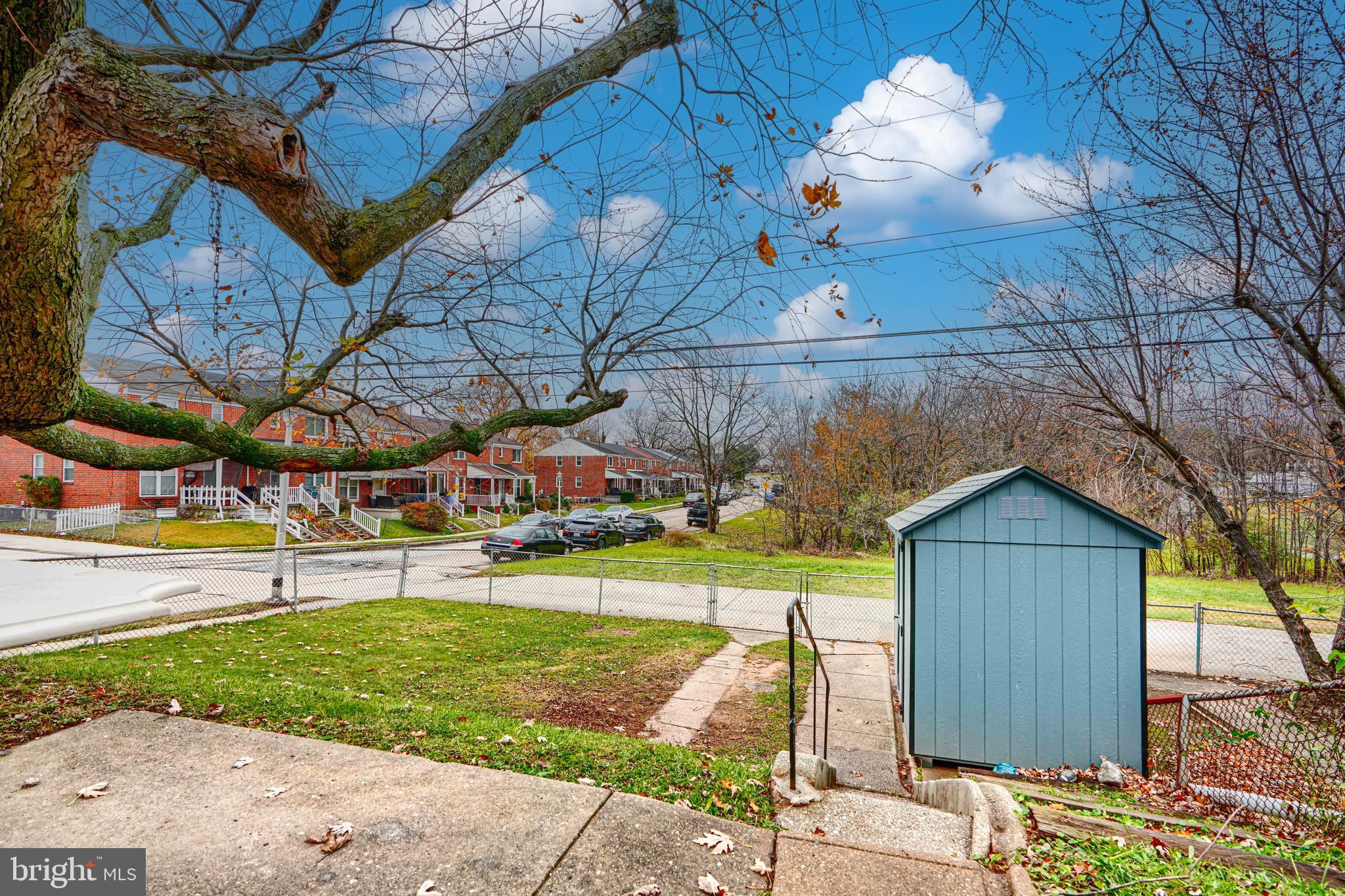 5552 WHITBY ROAD