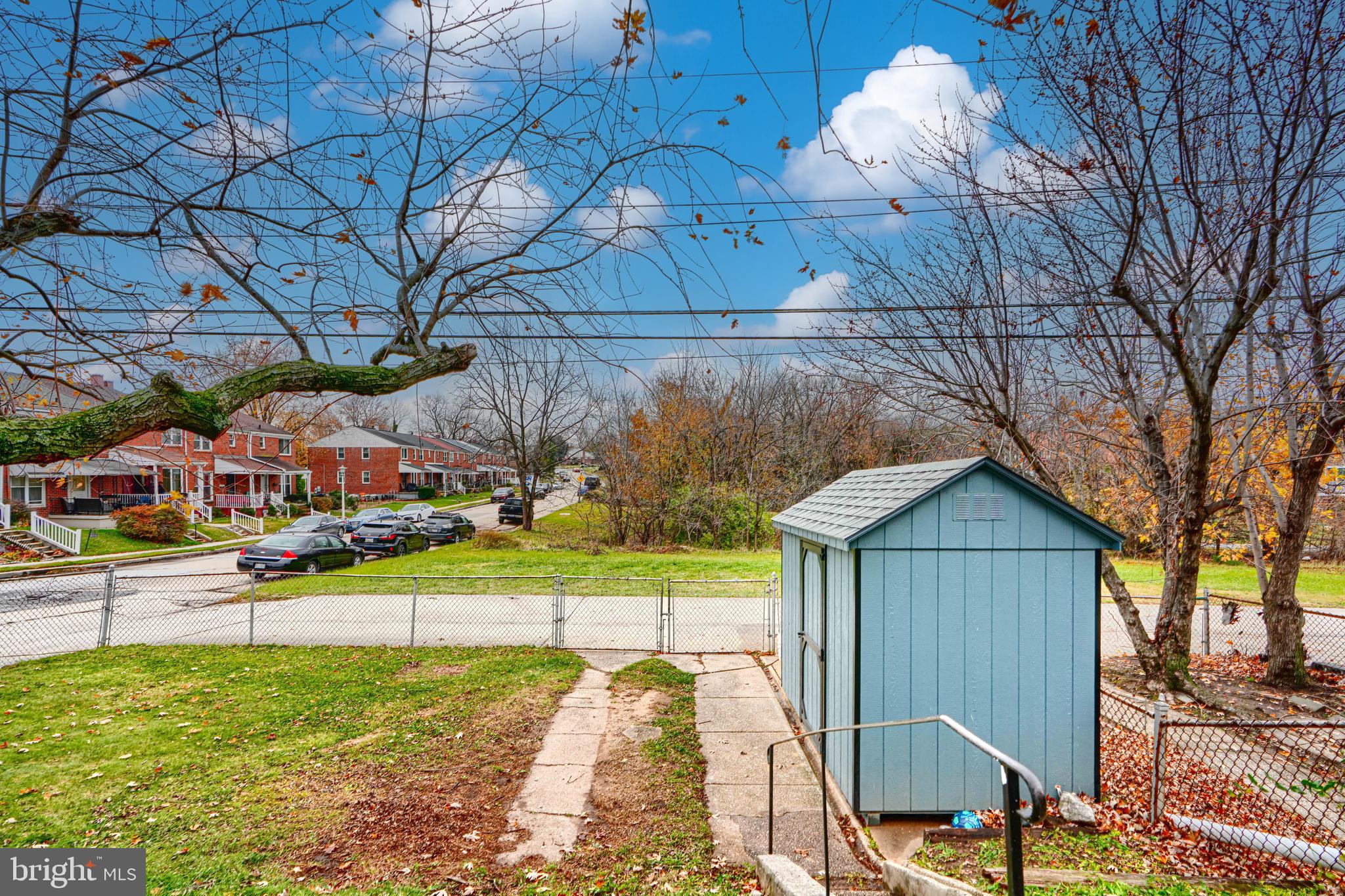 5552 WHITBY ROAD