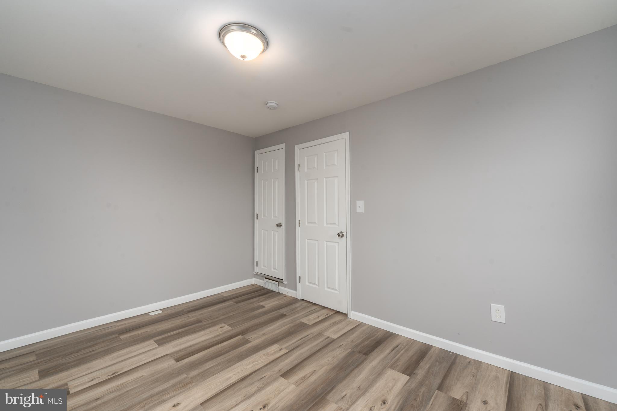 2574 W LAFAYETTE AVENUE W