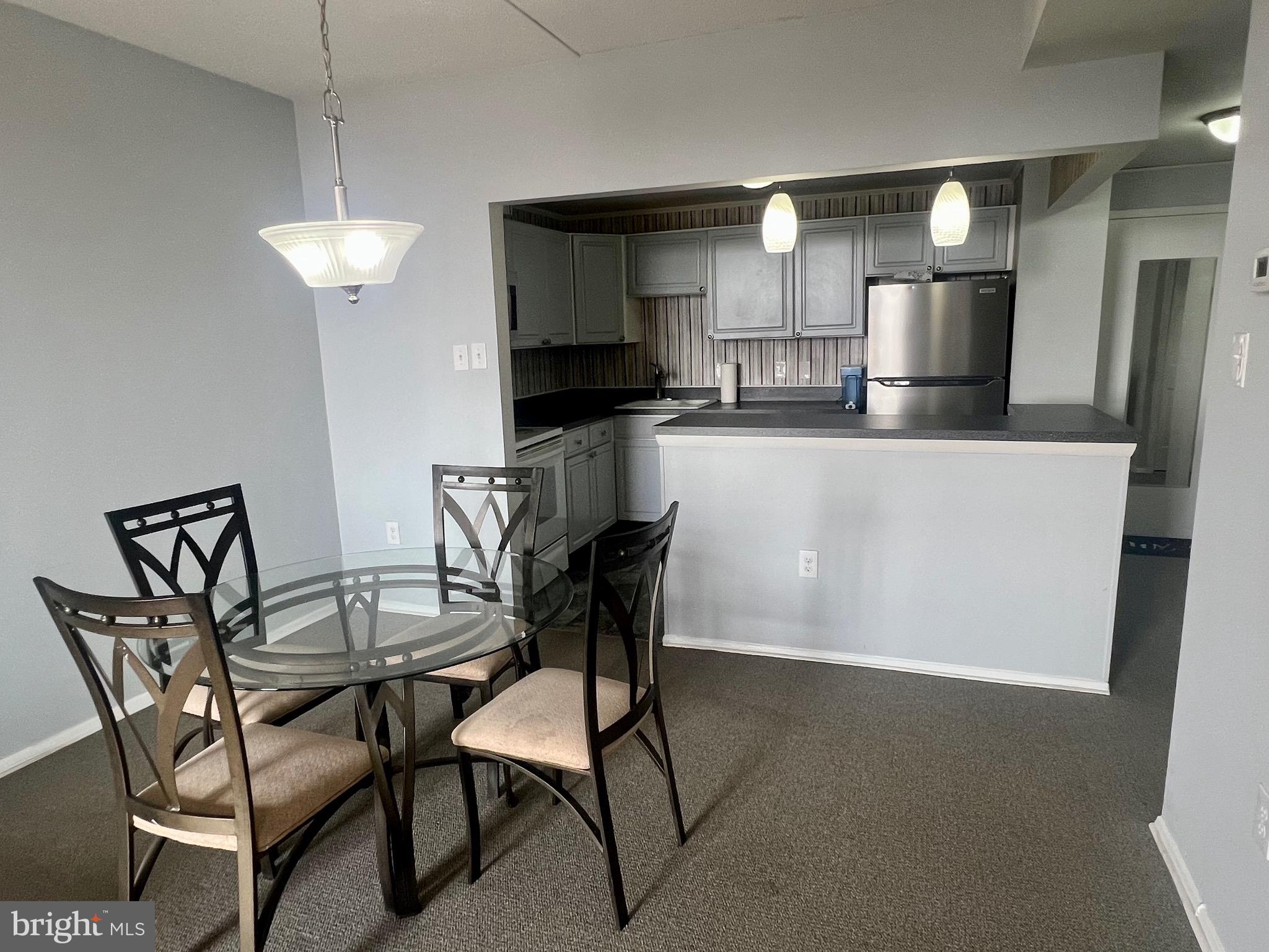28 Allegheny Ave #902