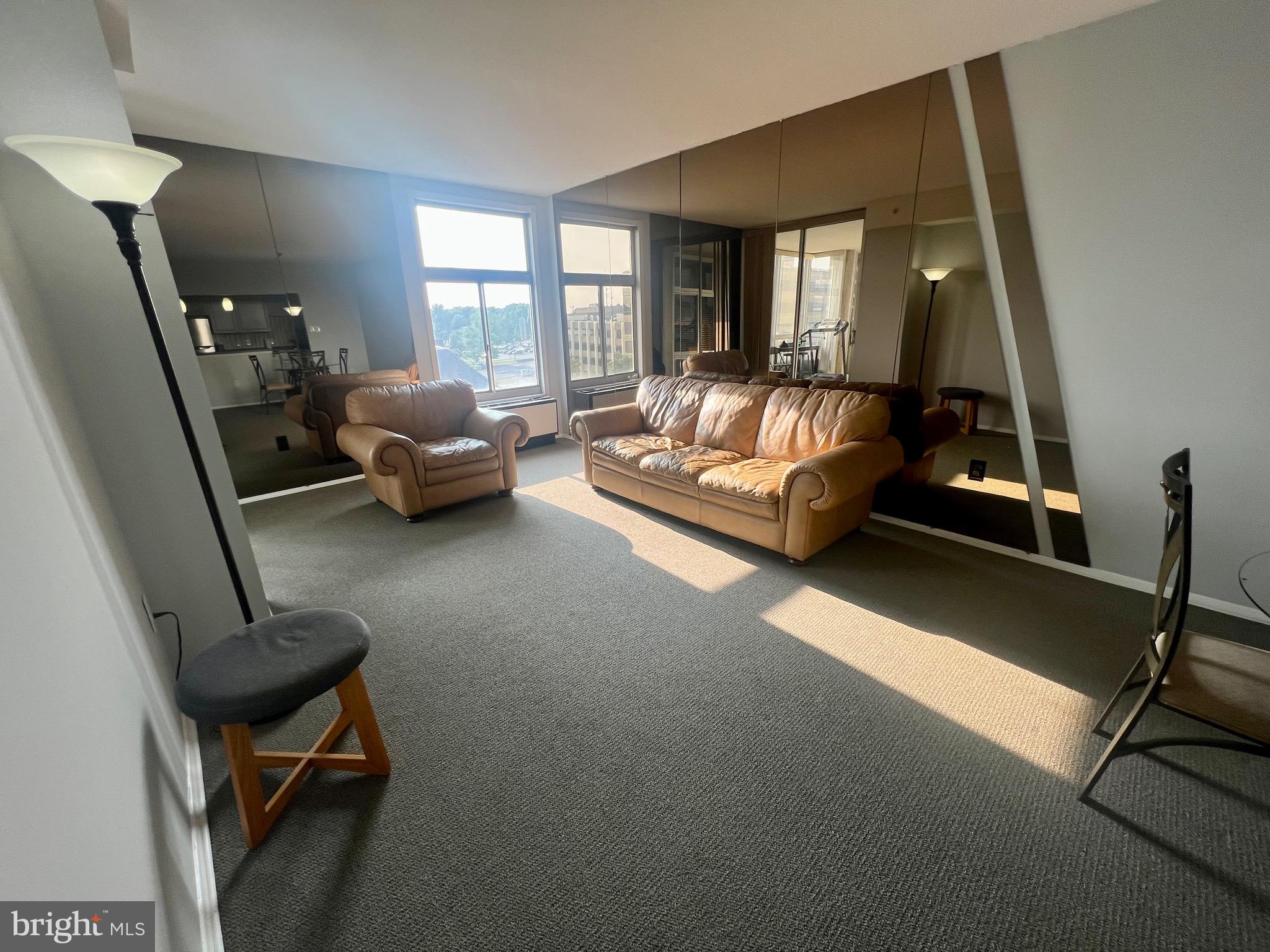 28 Allegheny Ave #902