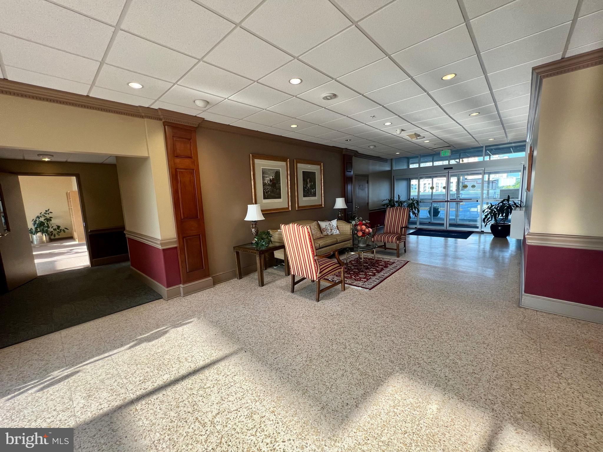 28 Allegheny Ave #902