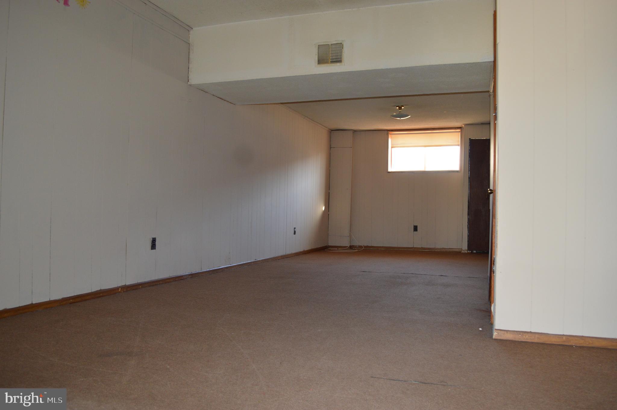 11 Highshire Ct