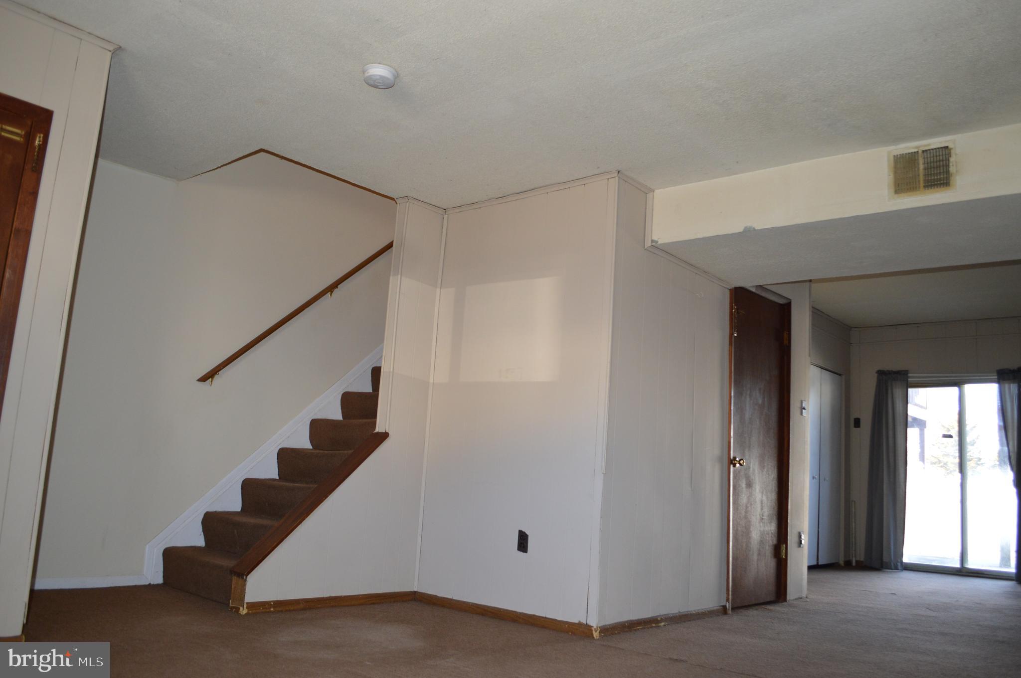 11 Highshire Ct