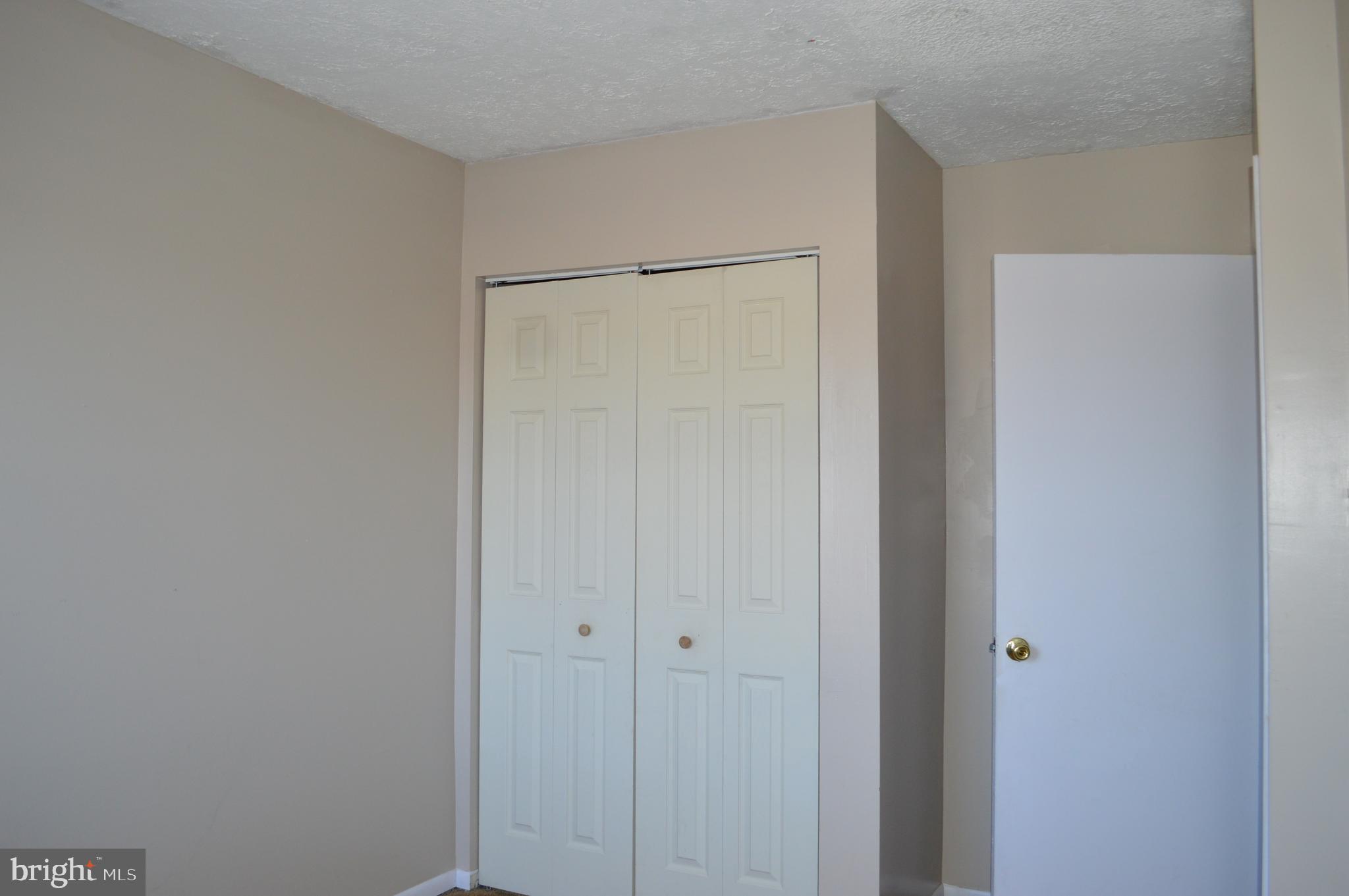 11 Highshire Ct